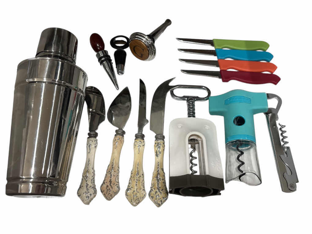 Photo 1 of 15 PCS MISC KITCHEN UTENSILS