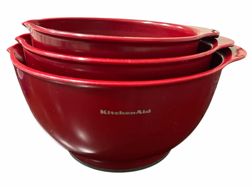 Photo 1 of KITCHENAID SET OF 3 MIXING BOWLS, RED (4.5 QT, 3.5 QT, 2.5 QT)
