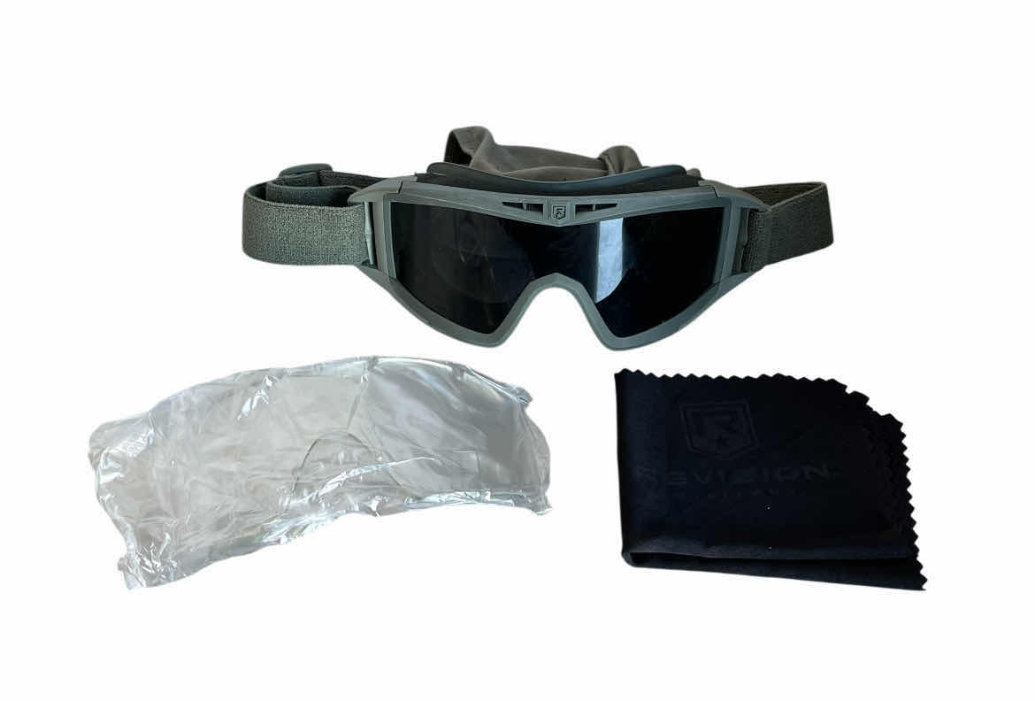 Photo 1 of APEL REVISION DESERT LOCUST BALLISTIC SAFETY GOGGLES W CLEAR LENS REPLACEMENT