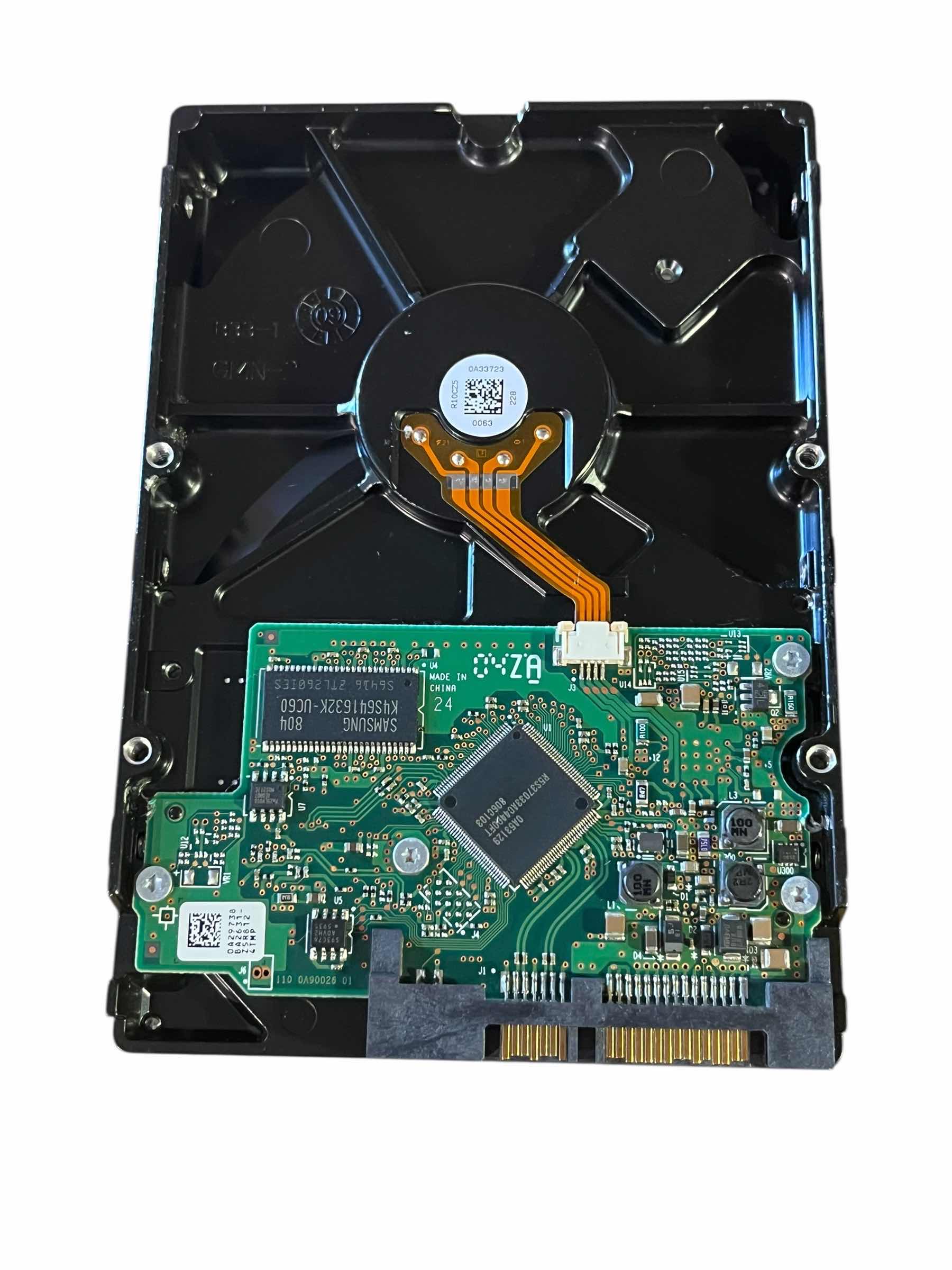 Photo 1 of HITACHI DESKSTAR 500GB HARD DRIVE HDP725050GLA380