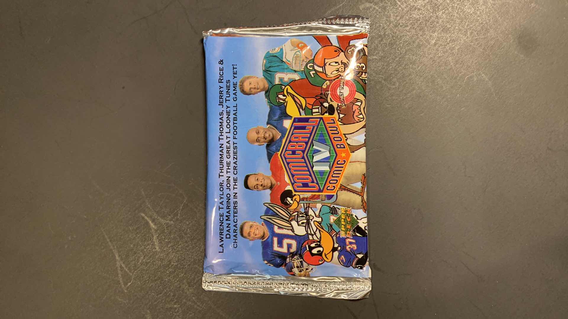 Photo 1 of LOT OF 5 COMICBALL COMIC BOWL LOONEY TUNES CARD PACKS