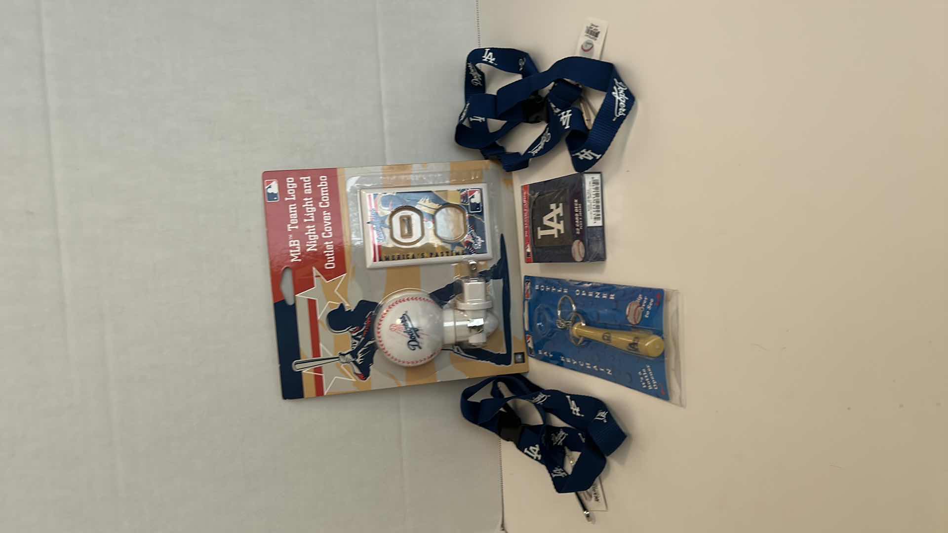 Photo 1 of MLB BASEBALL FAN GEAR - LOS ANGELES DODGERS 