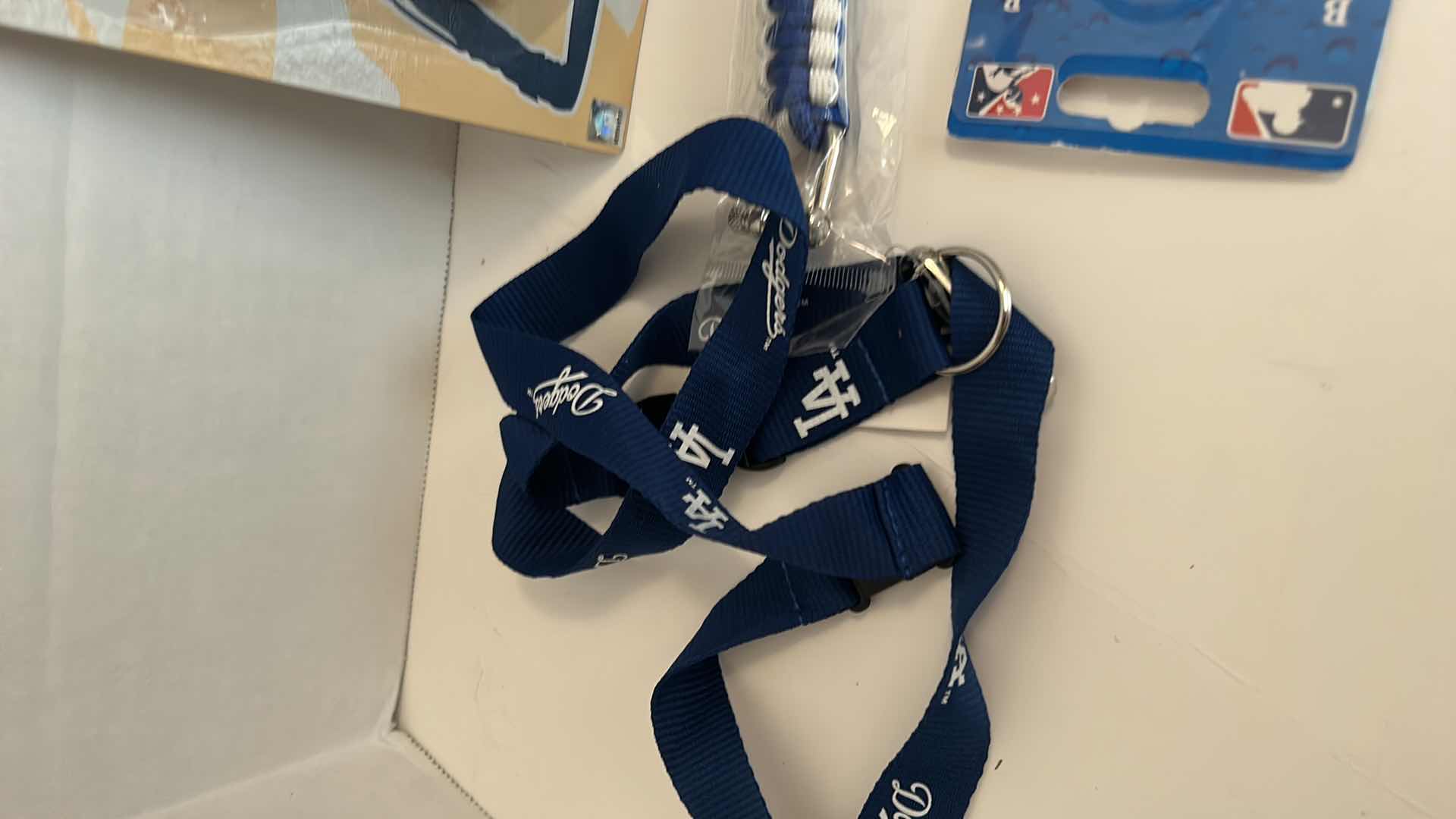 Photo 1 of MLB BASEBALL FAN GEAR - LOS ANGELES DODGERS 