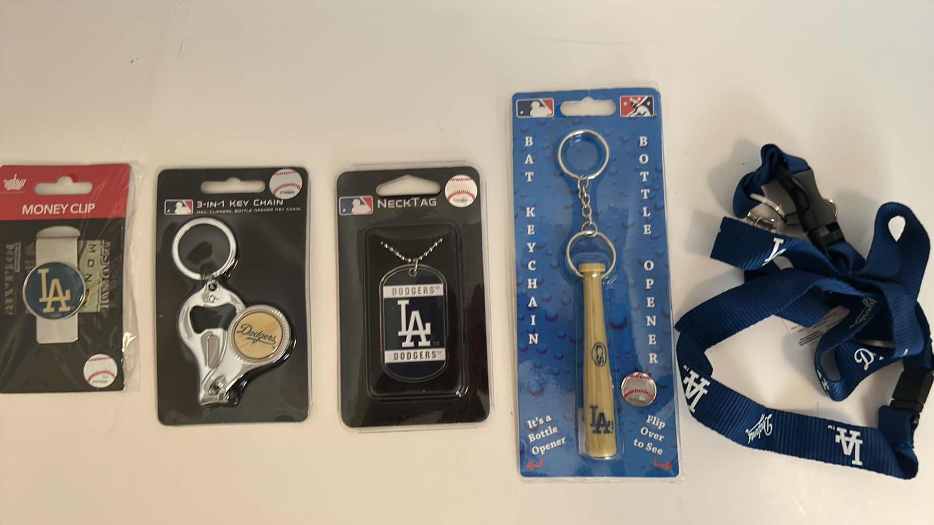 Photo 1 of MLB BASEBALL FAN GEAR - LOS ANGELES DODGERS 