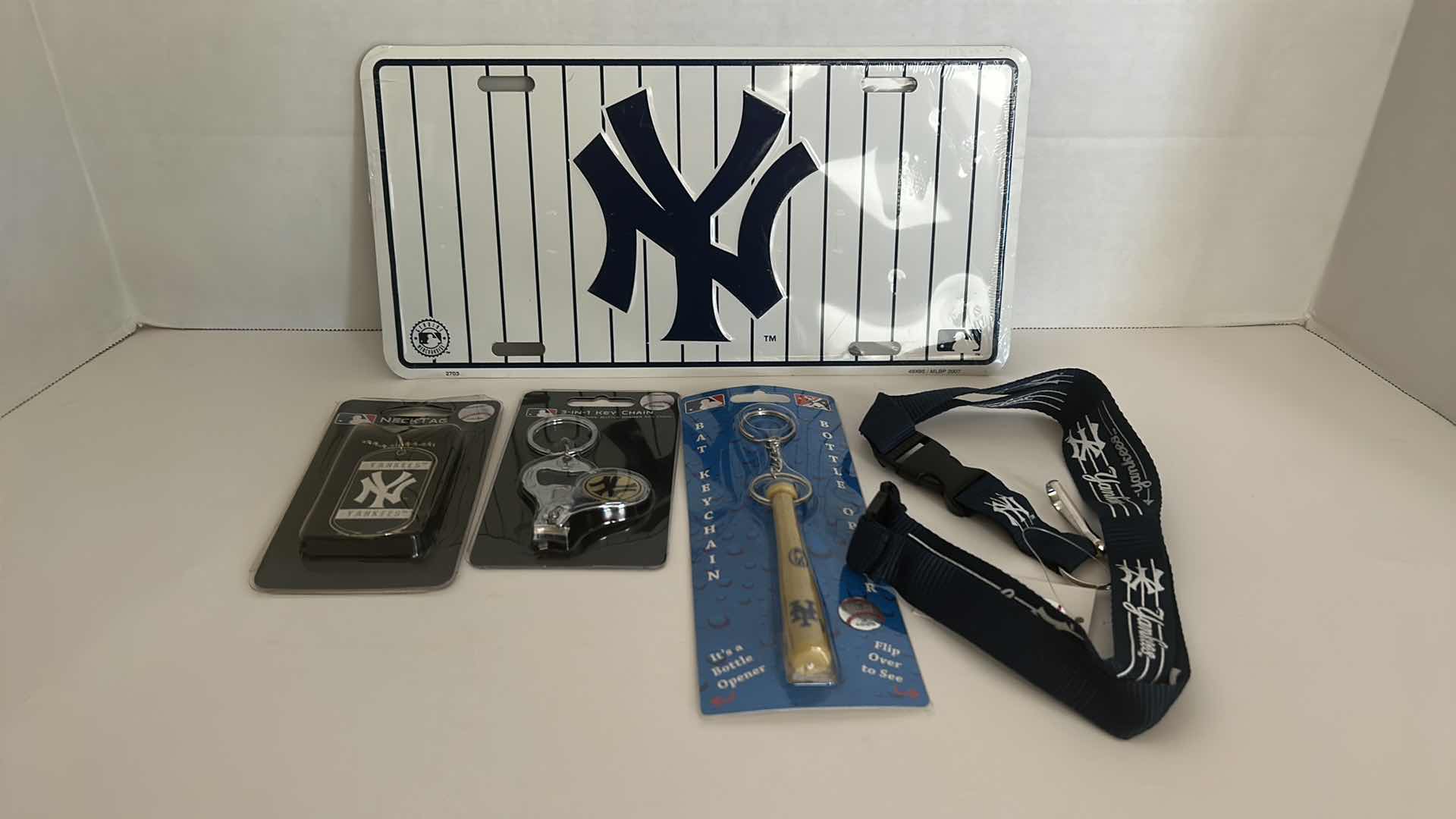 Photo 6 of MLB BASEBALL FAN GEAR - NEW YORK YANKEES