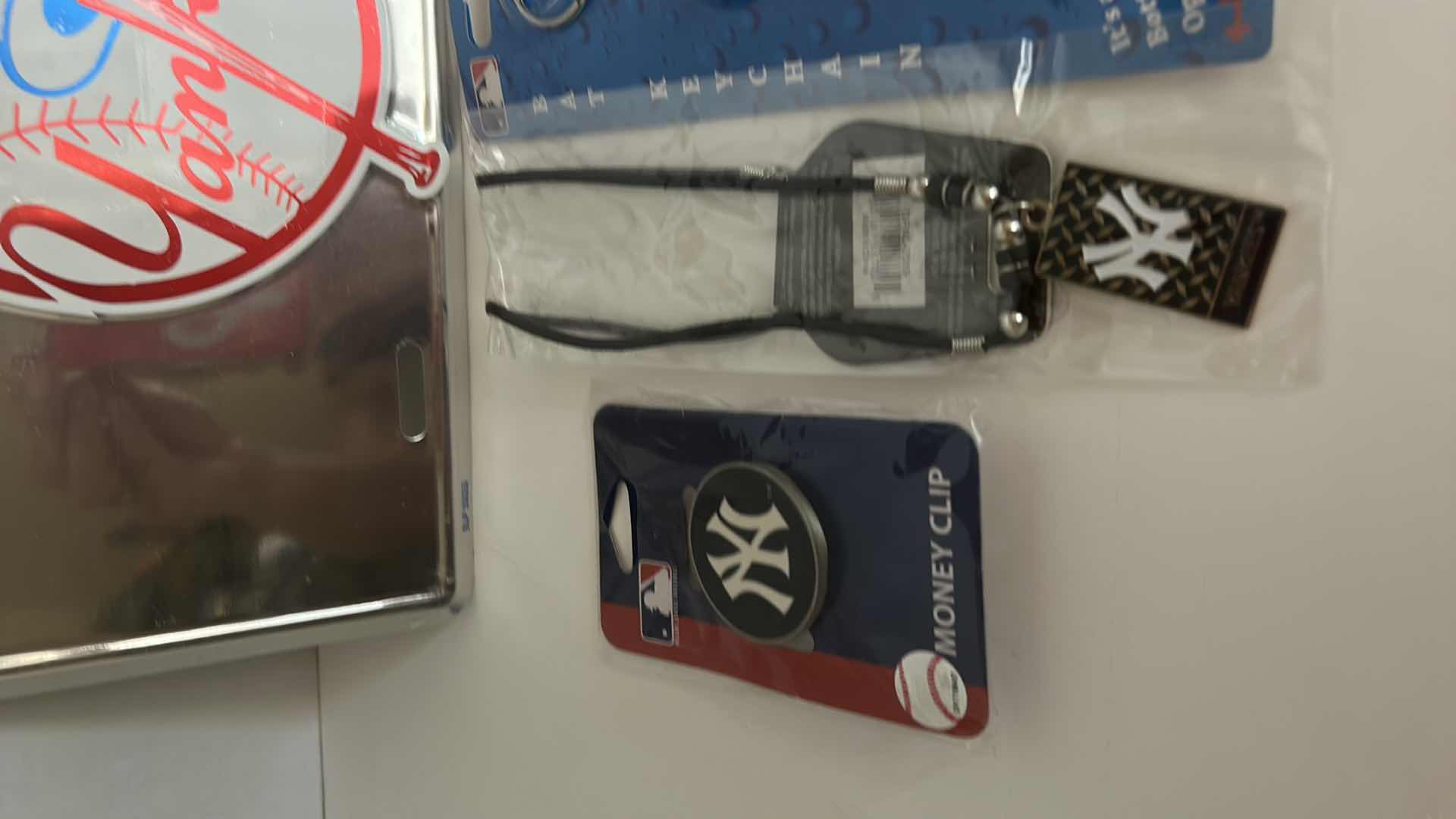 Photo 1 of MLB BASEBALL FAN GEAR - NEW YORK YANKEES 