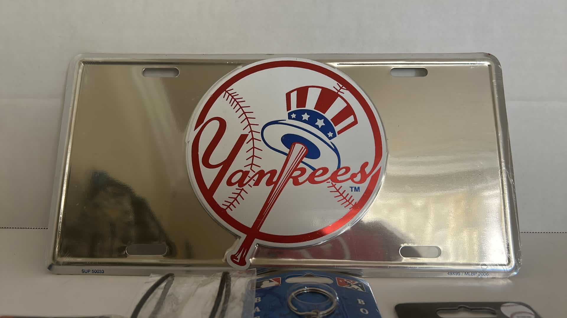 Photo 1 of MLB BASEBALL FAN GEAR - NEW YORK YANKEES 