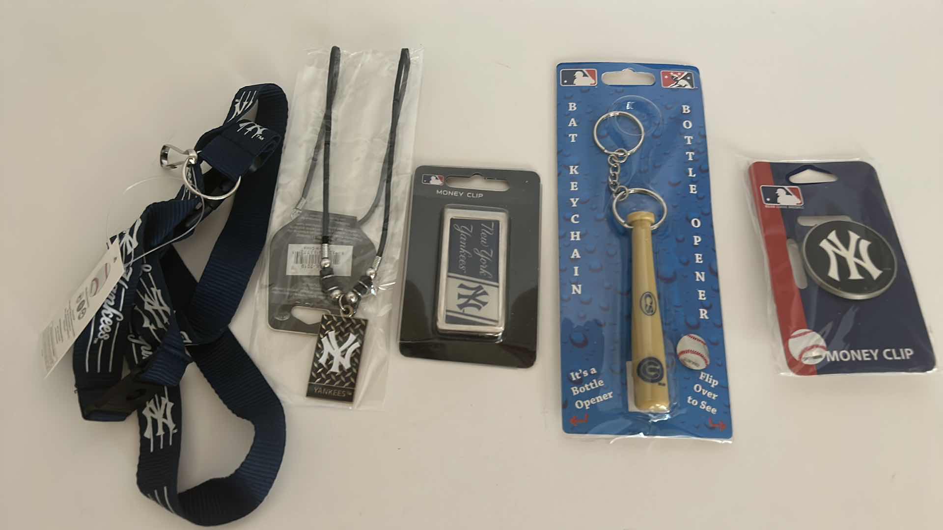 Photo 1 of MLB BASEBALL FAN GEAR - NEW YORK YANKEES