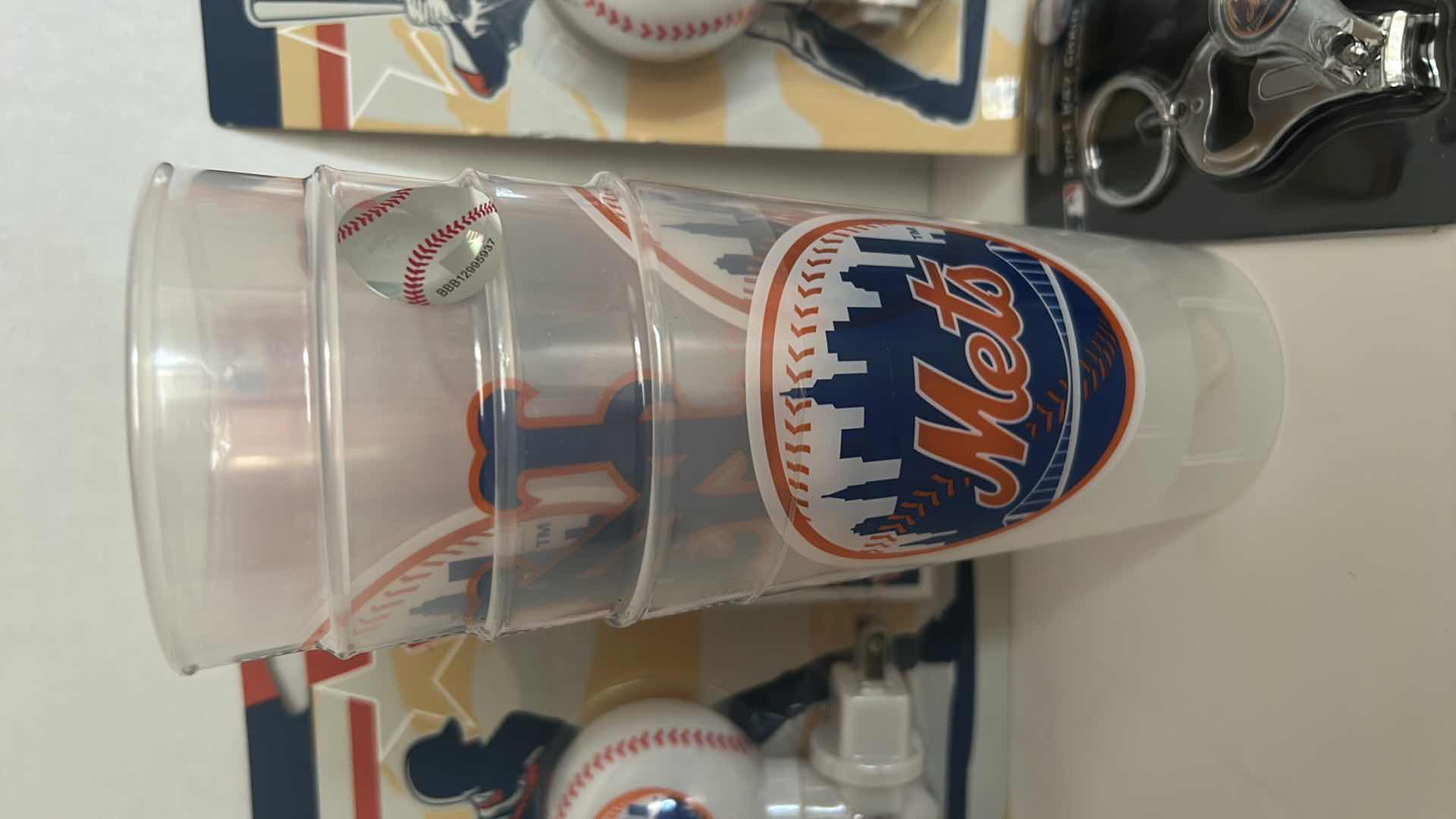 Photo 1 of MLB BASEBALL FAN GEAR - NEW YORK METS