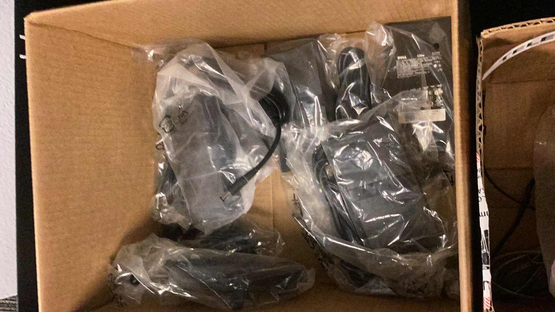 Photo 1 of CONTENTS OF DRAWER