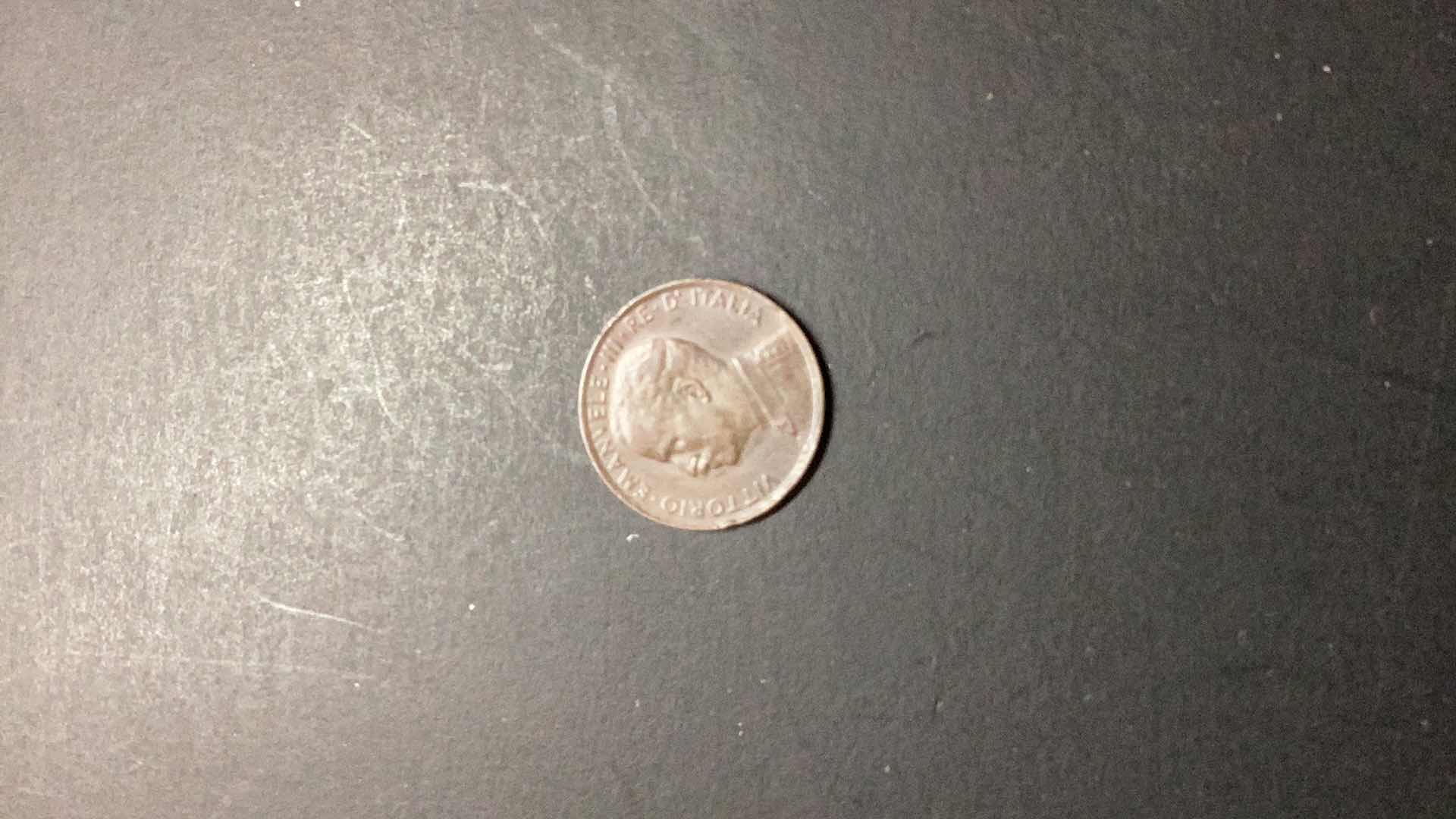 Photo 1 of ITALY-1917 CENTESIMO $25