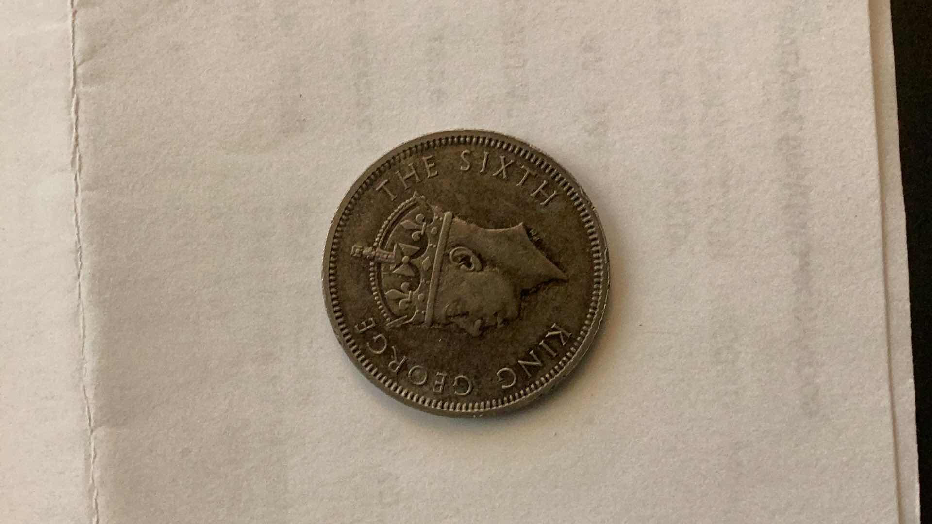 Photo 1 of HONG KONG 1951 50 CENTS