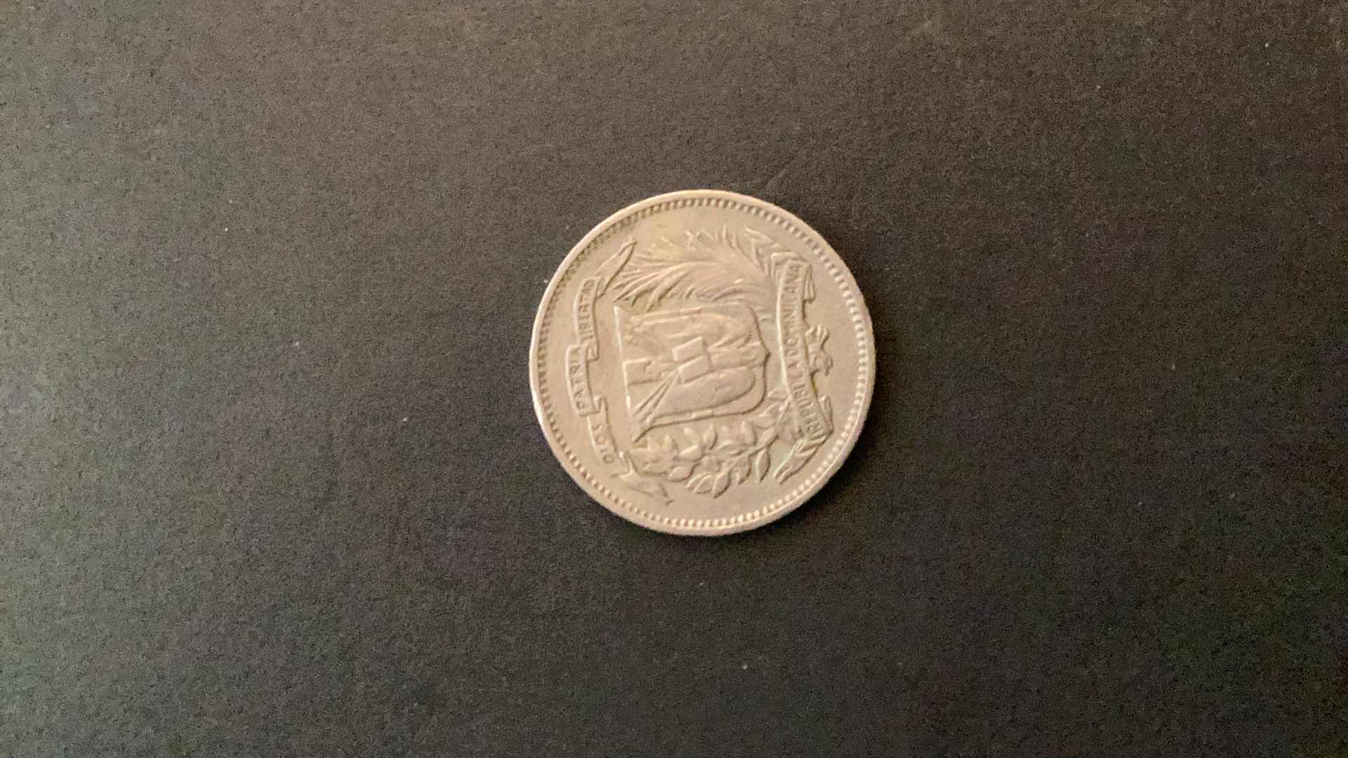 Photo 2 of DOMINICAN REPUBLIC 1967 10 CENTAVOS