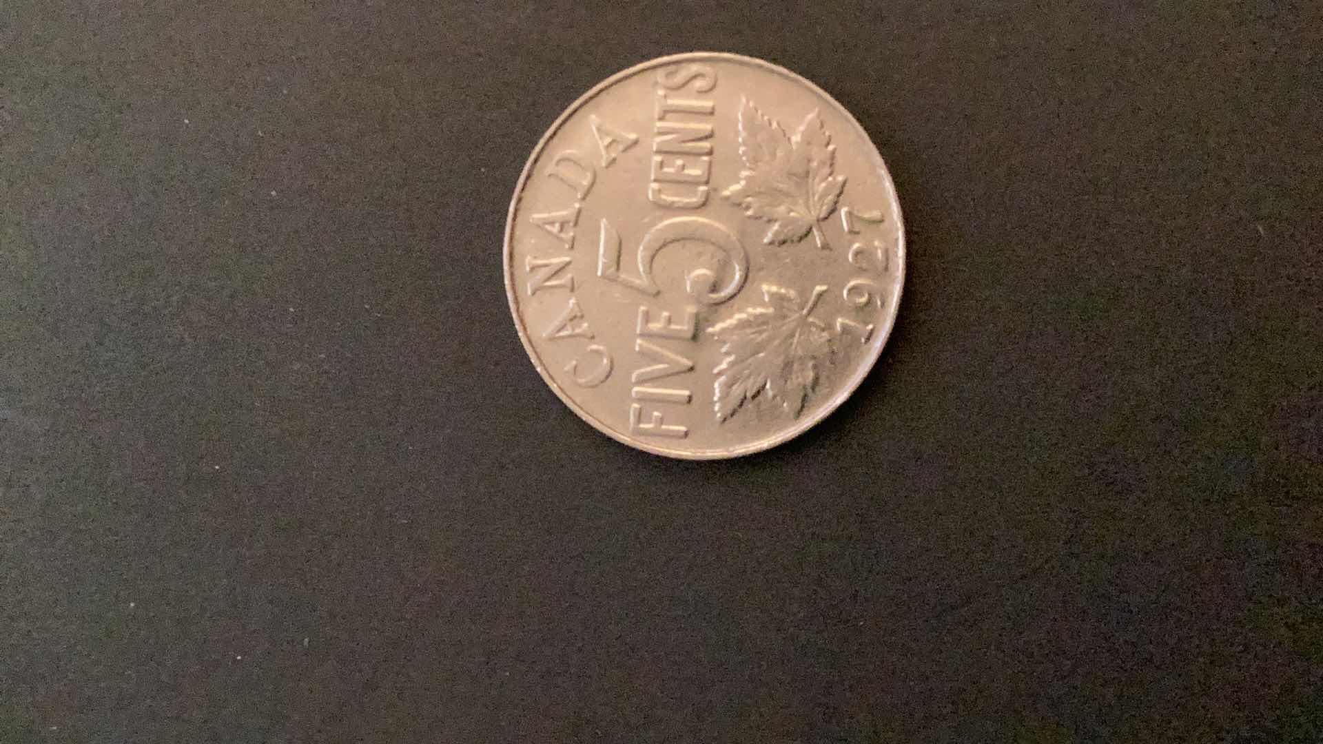 Photo 1 of CANADA 1927 5 CENTS