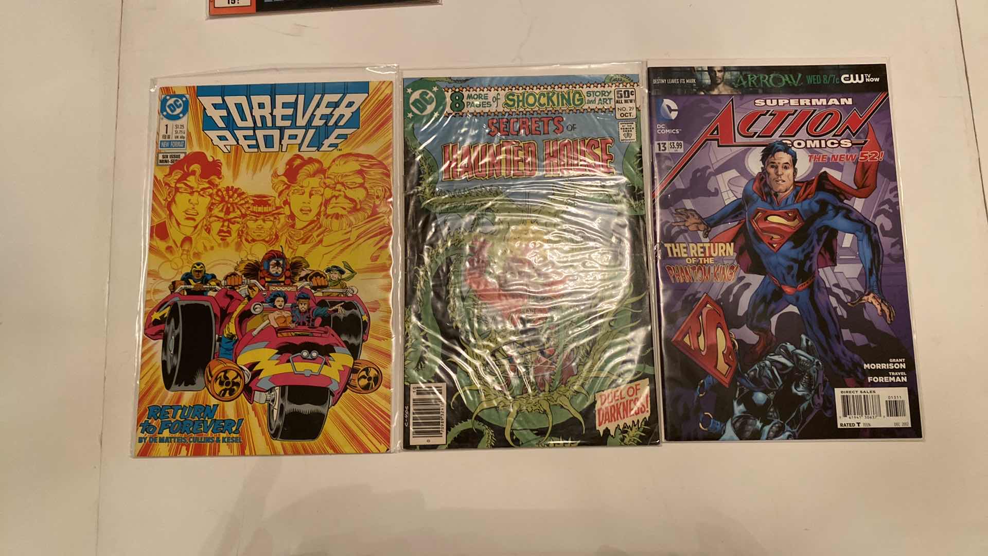 Photo 2 of 9 -DC COMICS