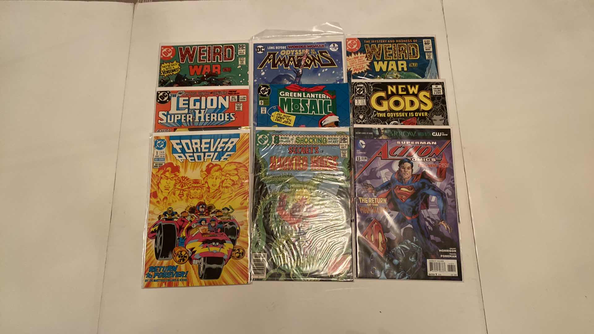 Photo 1 of 9 -DC COMICS