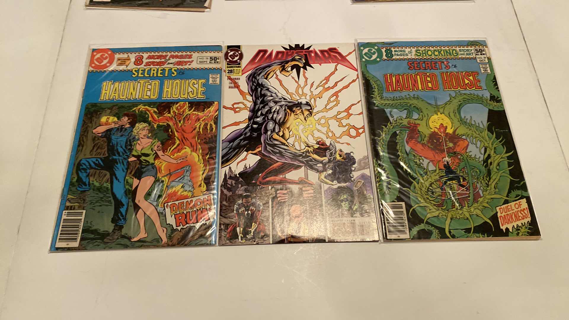 Photo 2 of 9-DC COMICS