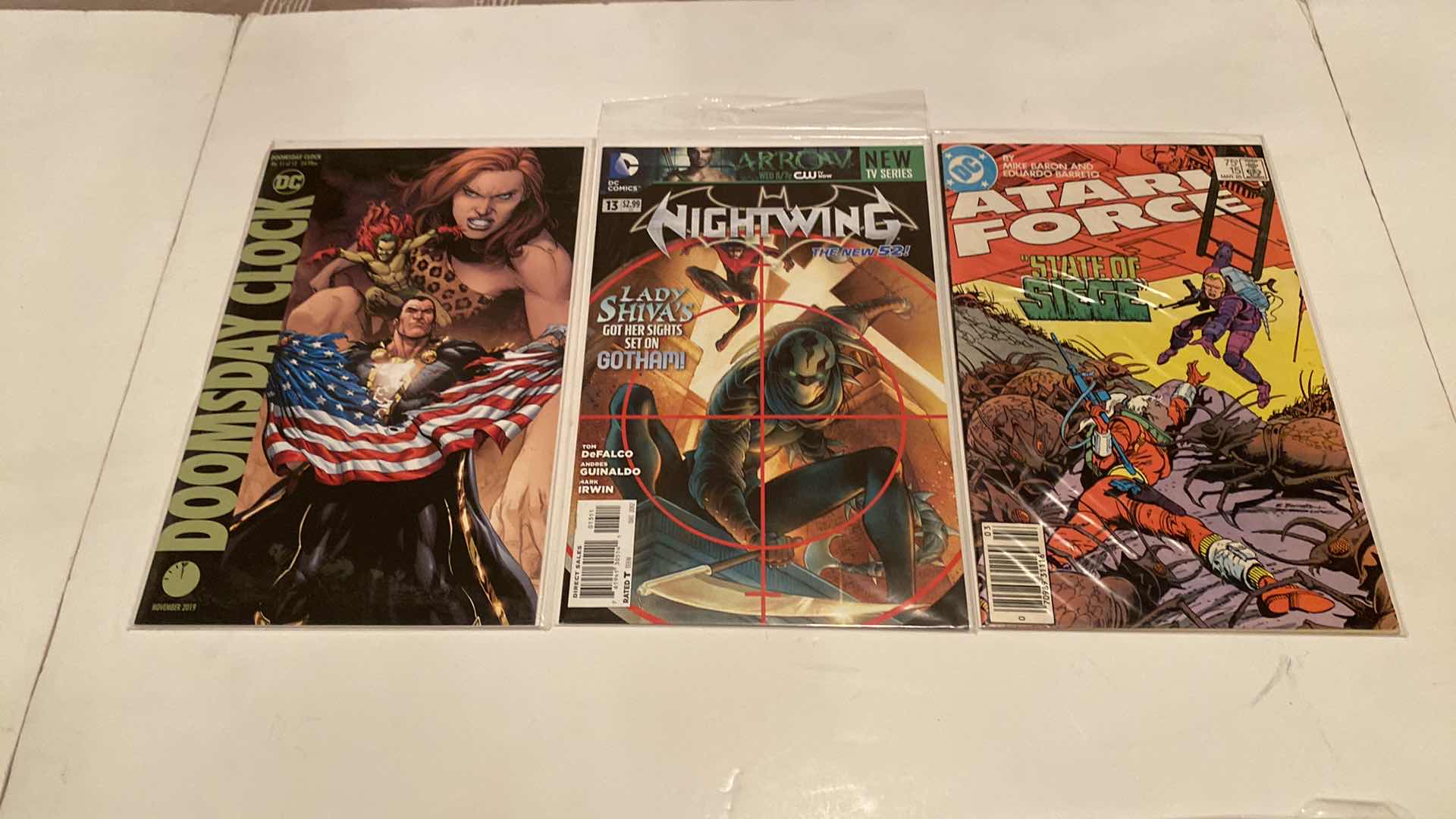 Photo 4 of 9-DC COMICS