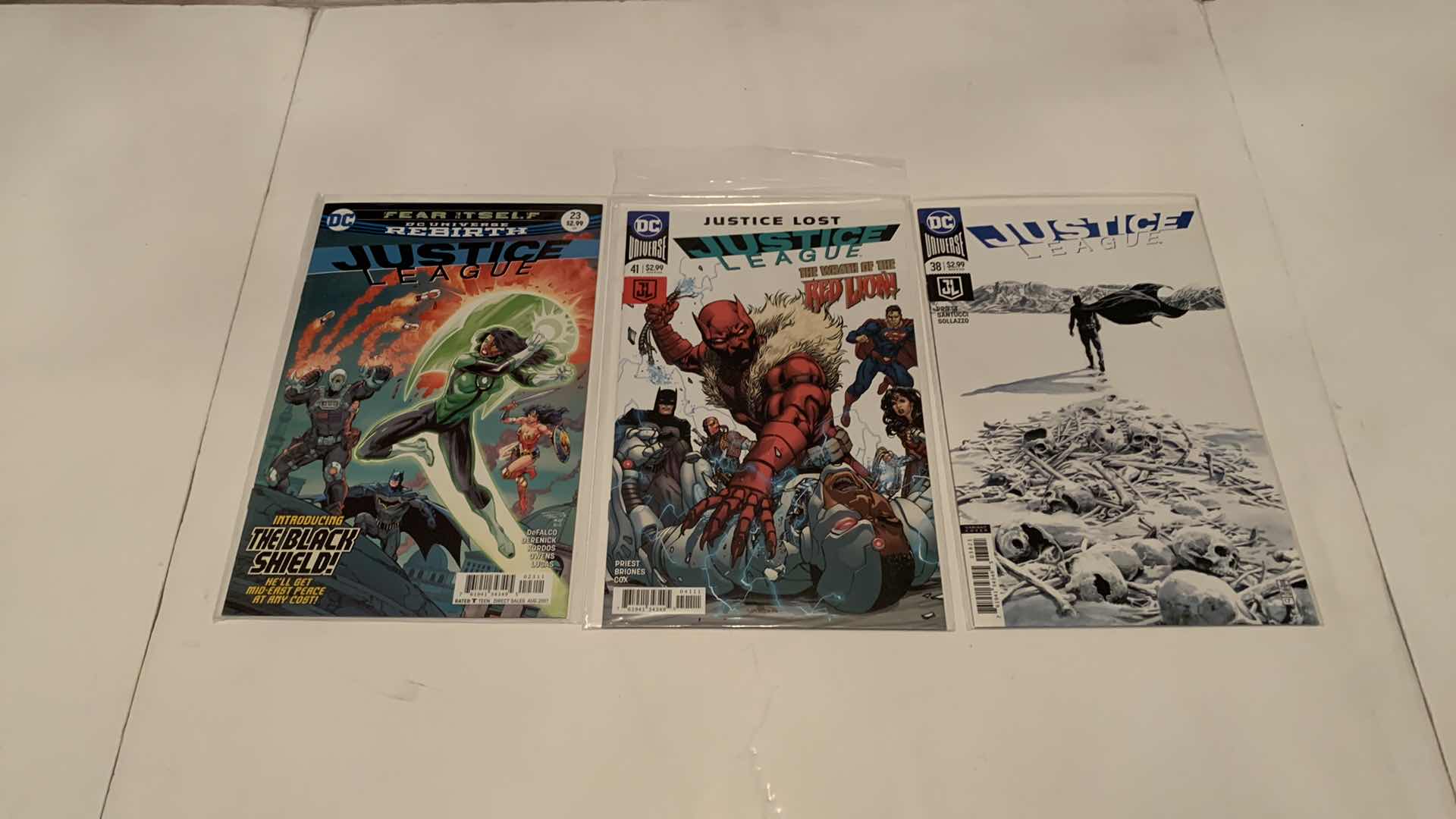 Photo 3 of 9 DC COMICS JUSTICE LEAGUE