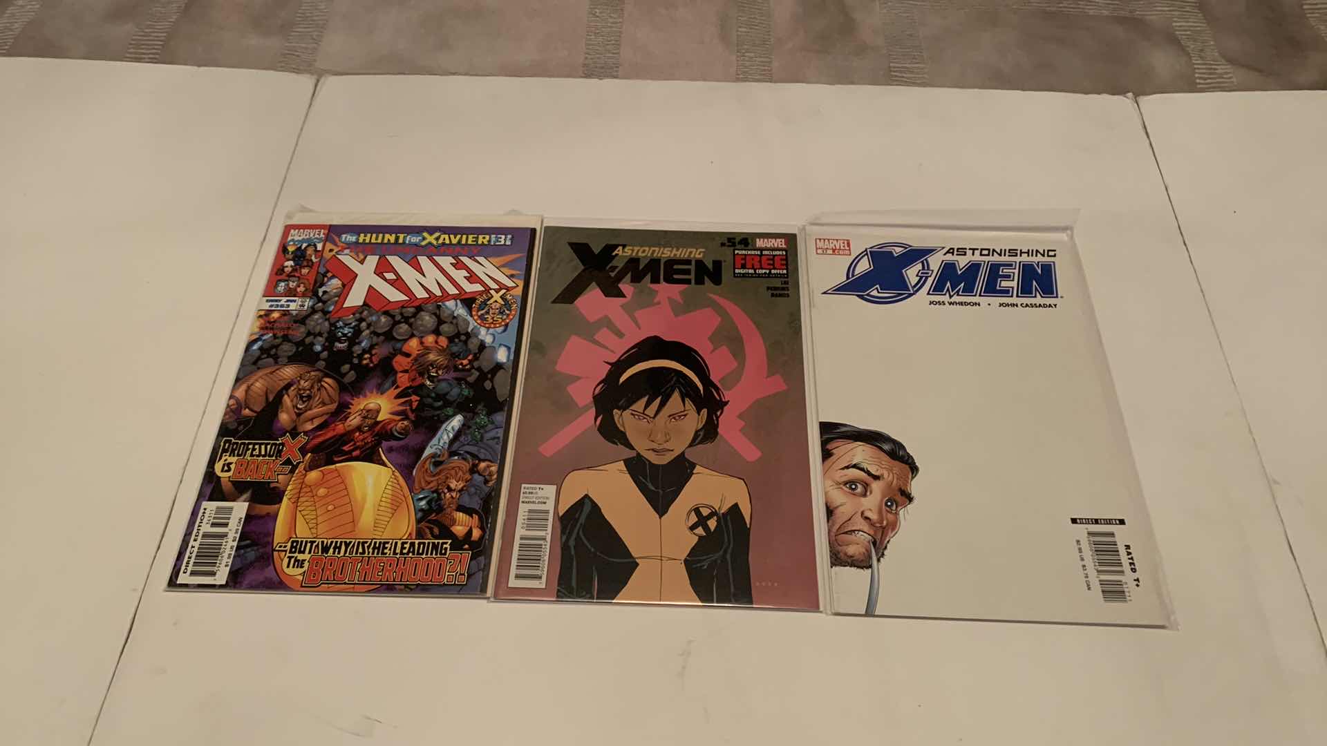 Photo 3 of 9- MARVEL X MEN COMICS