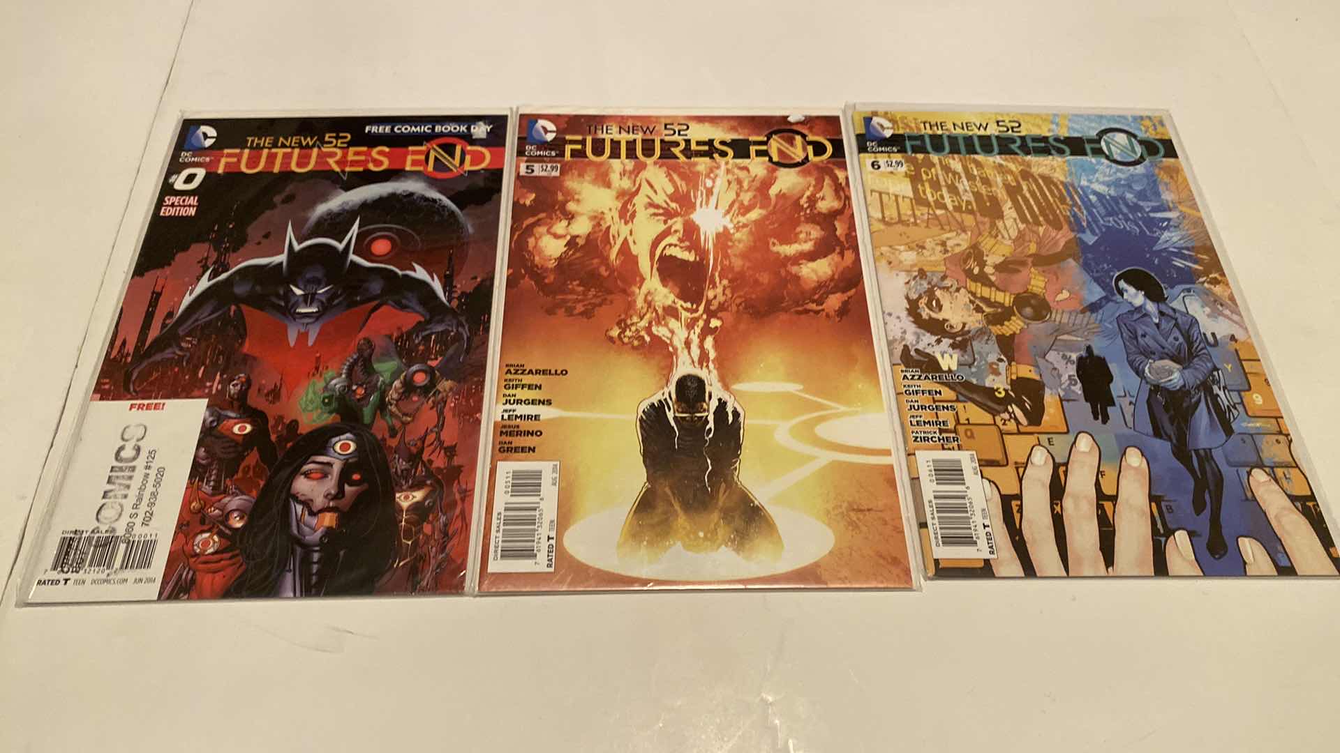 Photo 1 of 9-DC THE NEW 52 FUTURES END COMICS