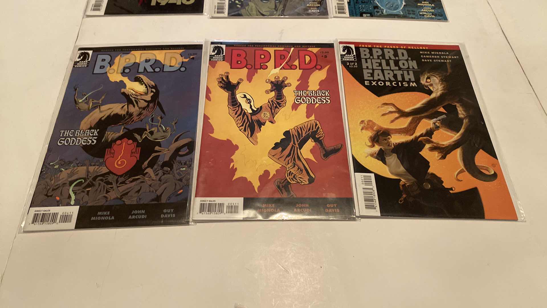 Photo 1 of 9-DARK HORSE B.P.R.D. COMICS