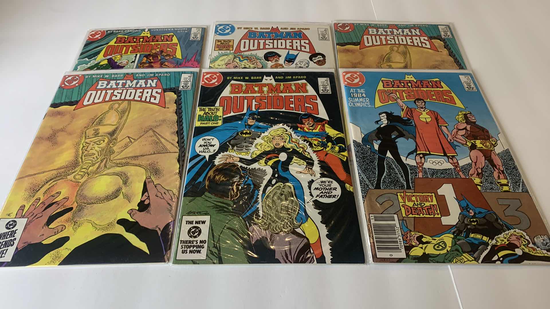Photo 1 of 9 VINTAGE DC BATMAN OUTSIDERS COMIC BOOKS