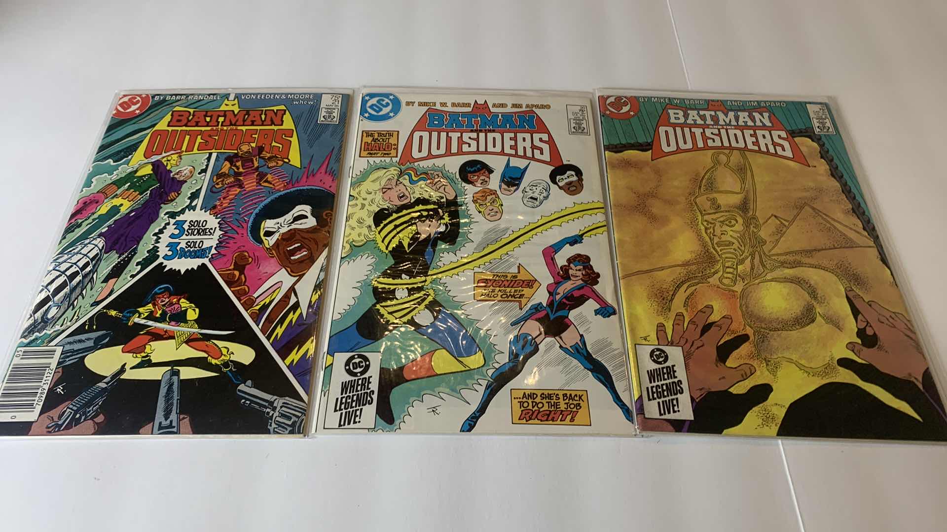 Photo 1 of 9 VINTAGE DC BATMAN OUTSIDERS COMIC BOOKS