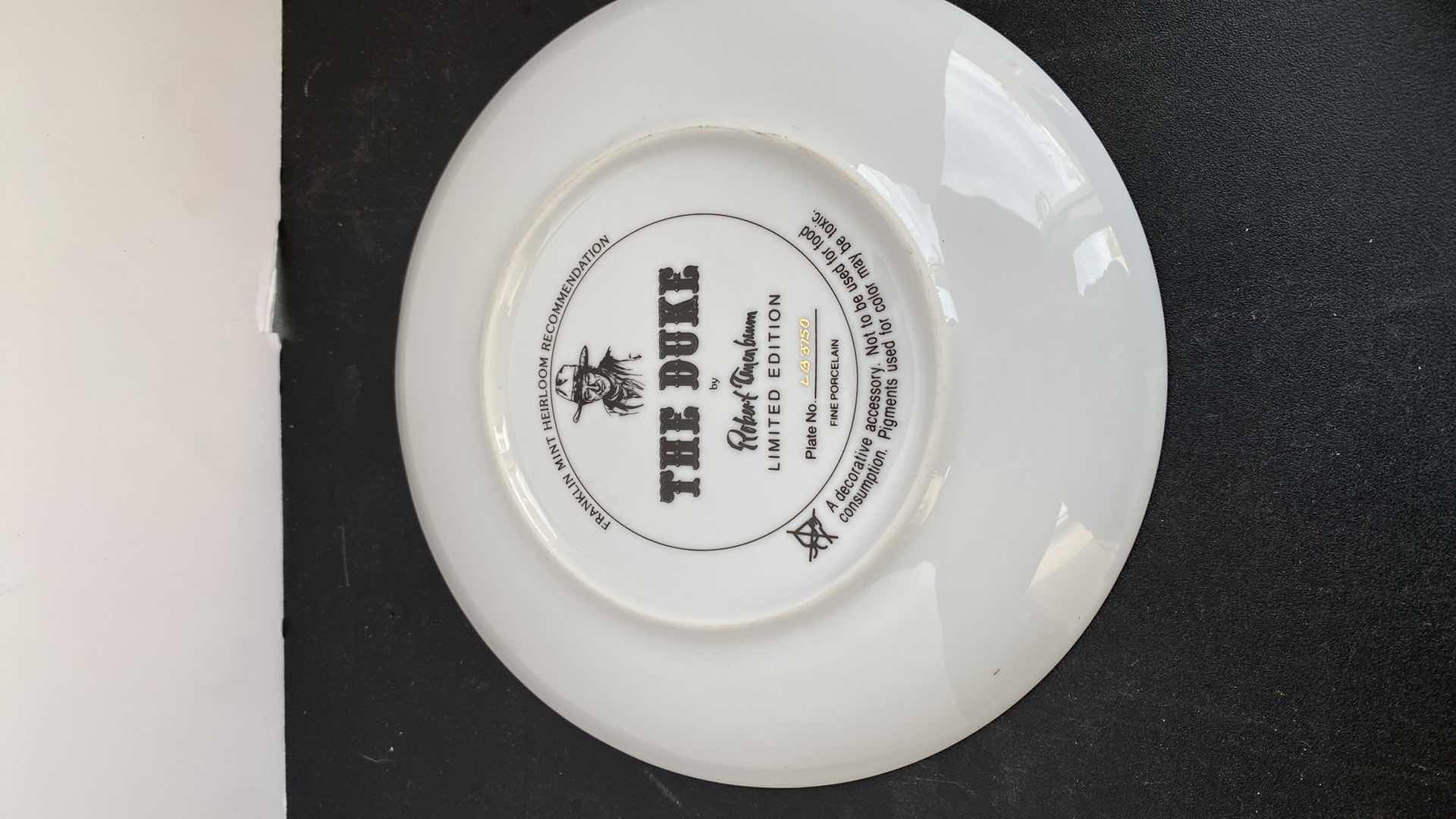 Photo 1 of 2 FRANKLIN MINT LIMITED EDITION JOHN WAYNE PORCELAIN PLATES AND DVD SET