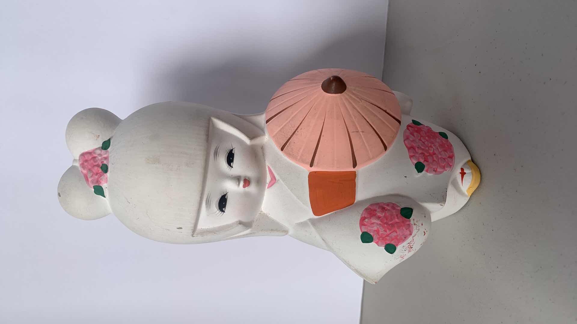 Photo 1 of 2 JAPANESE PORCELAIN FIGURINES