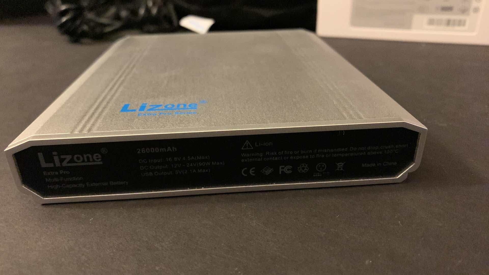 Photo 1 of LIZONE EXTRA PRO SERIES MULTI FUNCTIONAL HIGH CAPACITY EXTERNAL BATTERY