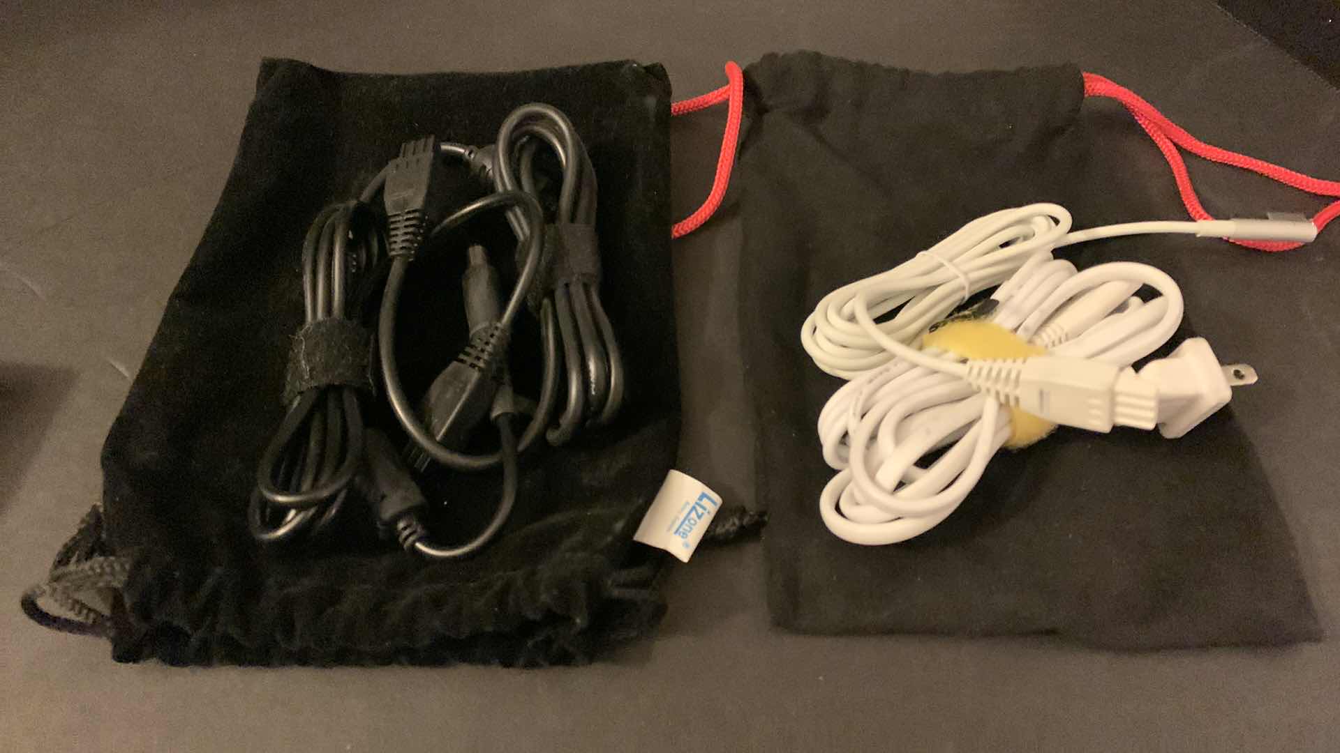 Photo 1 of LIZONE EXTRA PRO SERIES MULTI FUNCTIONAL HIGH CAPACITY EXTERNAL BATTERY