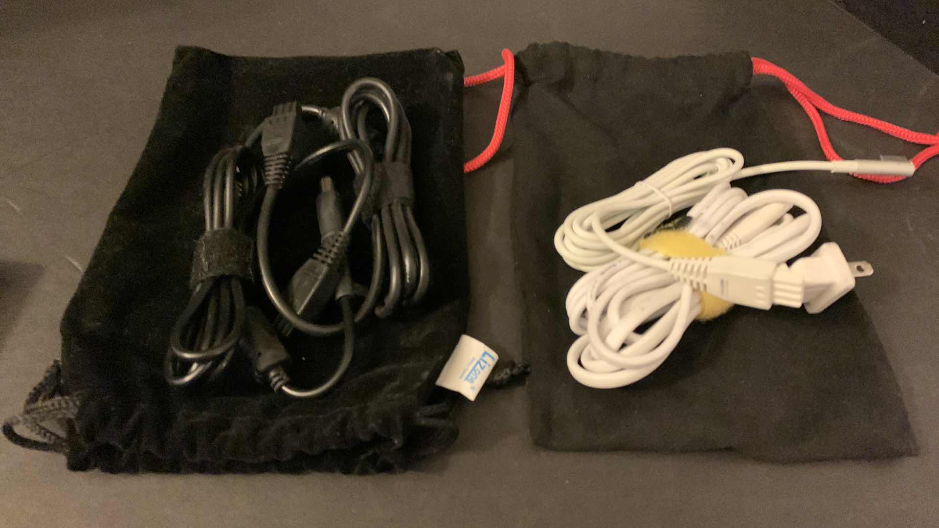 Photo 1 of LIZONE EXTRA PRO SERIES MULTI FUNCTIONAL HIGH CAPACITY EXTERNAL BATTERY