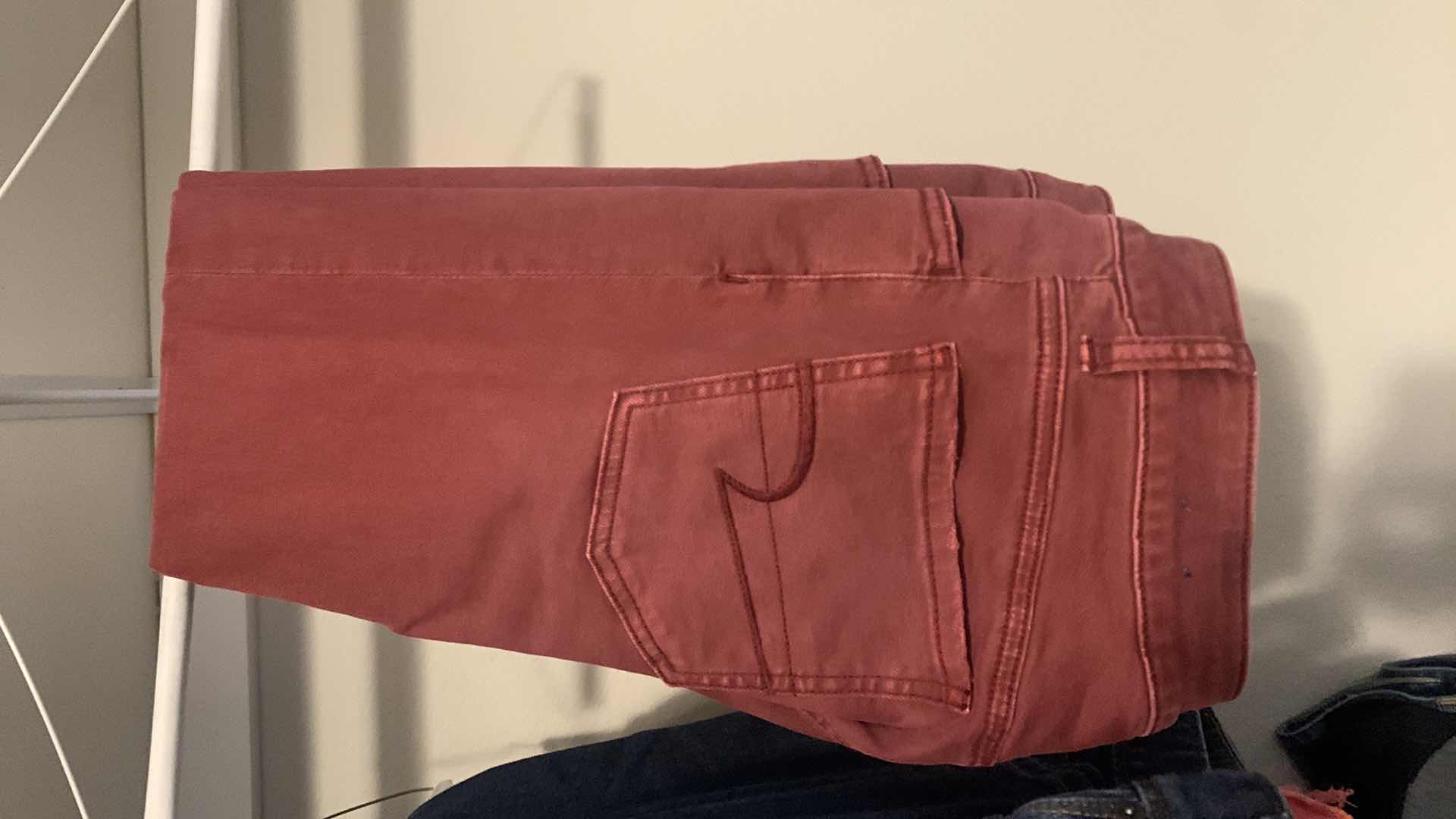 Photo 1 of TEN PAIR OF WONENS PANTS / JEANS / SLACKS, (MOSTLY SIZE 4)