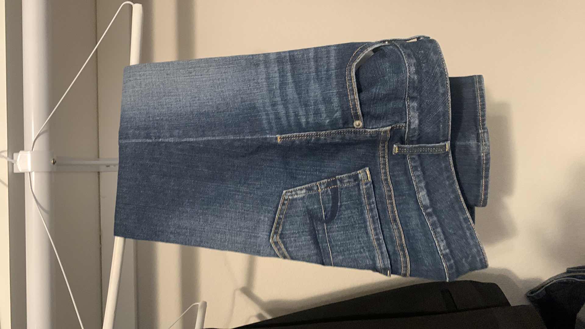 Photo 1 of TEN PAIR OF WONENS PANTS / JEANS / SLACKS, (MOSTLY SIZE 4)