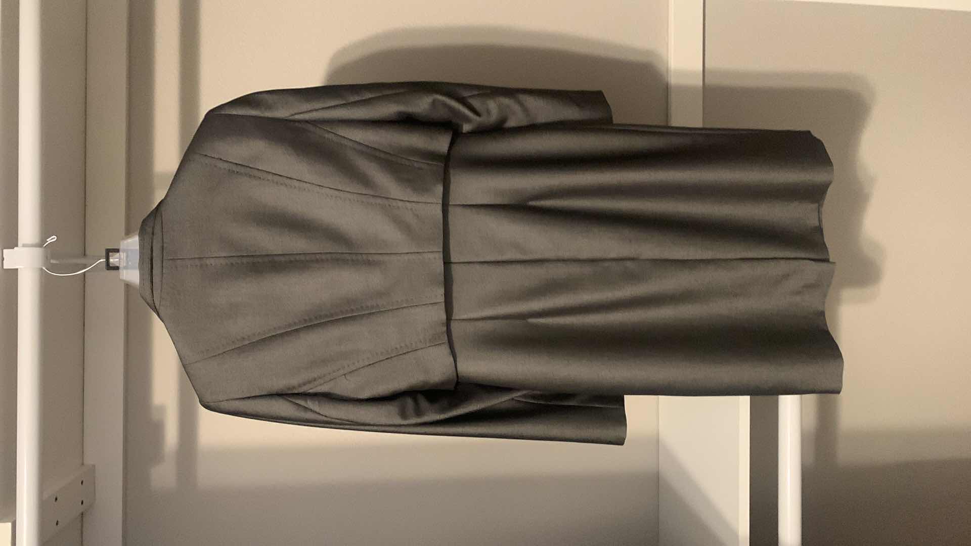 Photo 1 of WOMENS DESIGNER 3 PC CLOTHING SET, SIZE 2 P