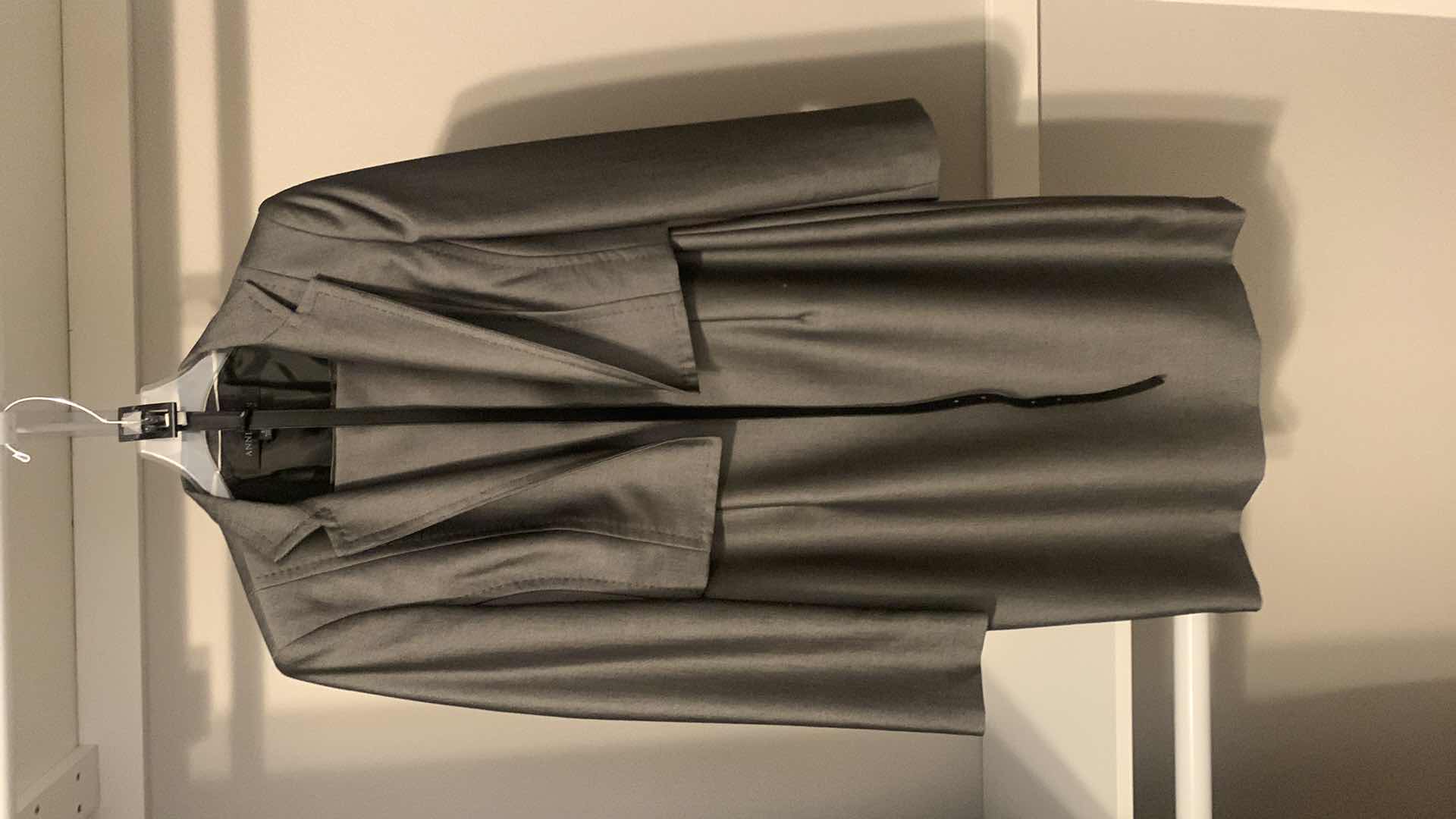 Photo 1 of WOMENS DESIGNER 3 PC CLOTHING SET, SIZE 2 P