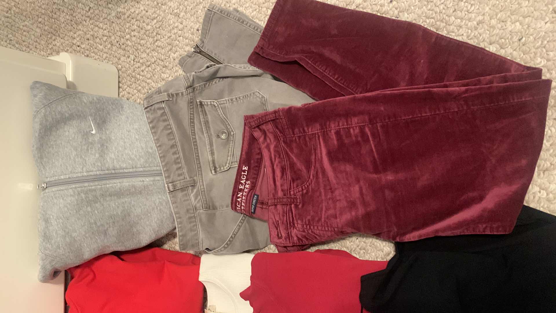 Photo 4 of WOMENS 10 PIECE CLOTHING ASSORTMENT (MOSTLY SIZE SMALL)