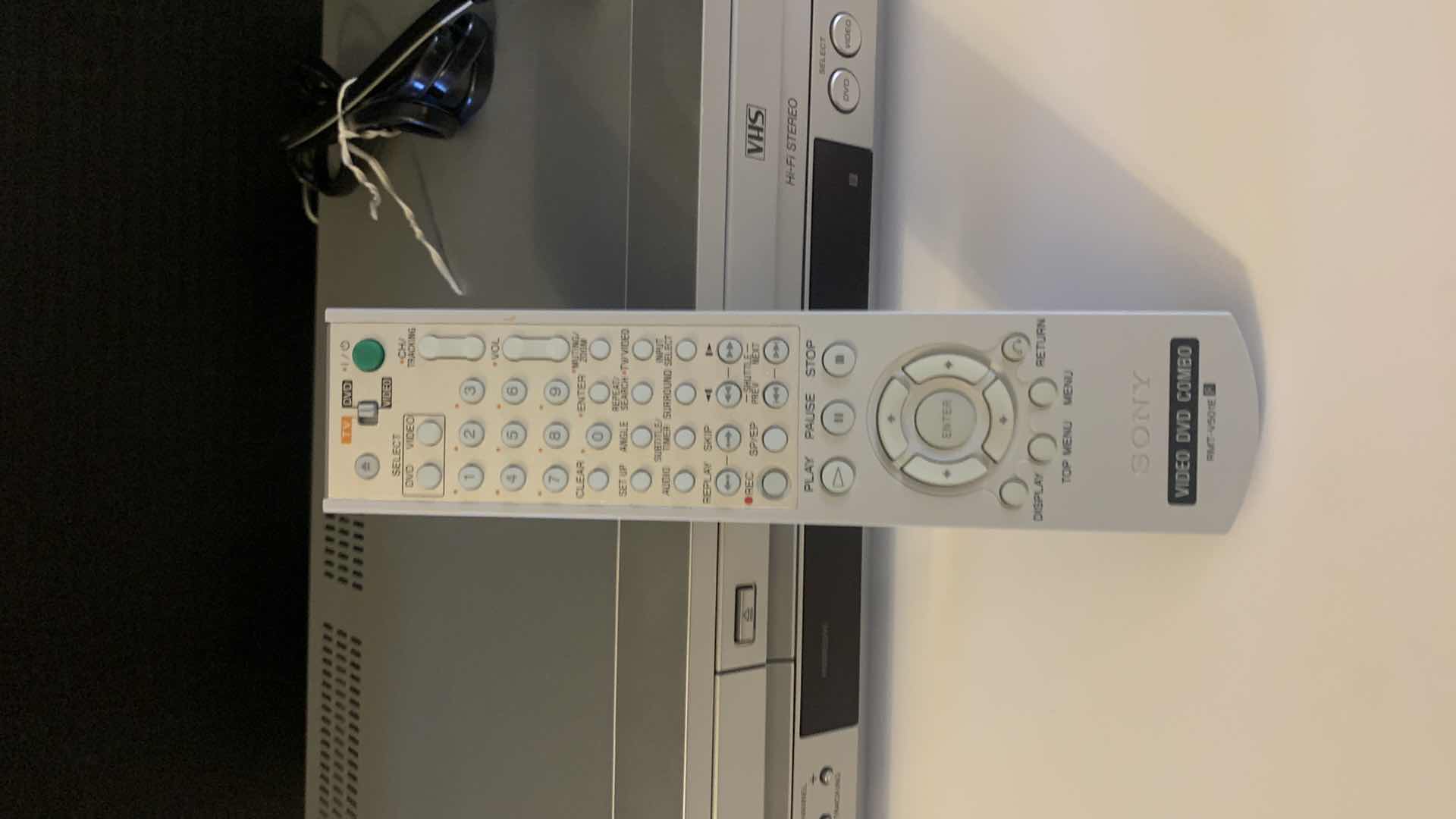 Photo 3 of SONY DVD VHS HI FI STEREO W REMOTE
