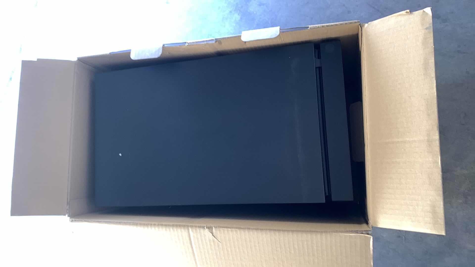 Photo 1 of ionchill 6 BOTTLE WINE COOLER, FITS 6 x 750 ml WINE BOTTLES