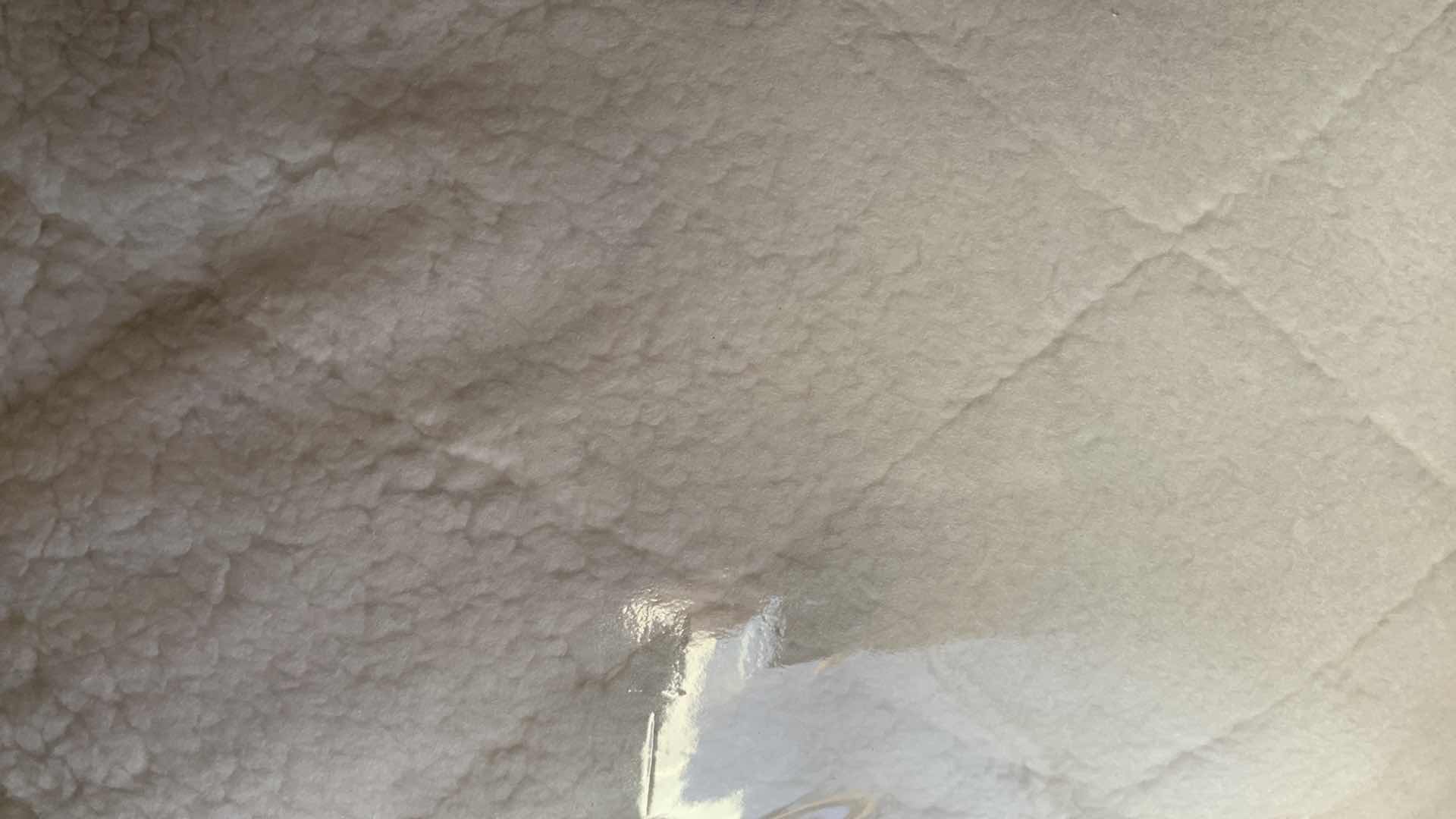 Photo 1 of WOOLRICH KNITTED SHERPA HEATED MATTRESS PAD, FULL SIZE