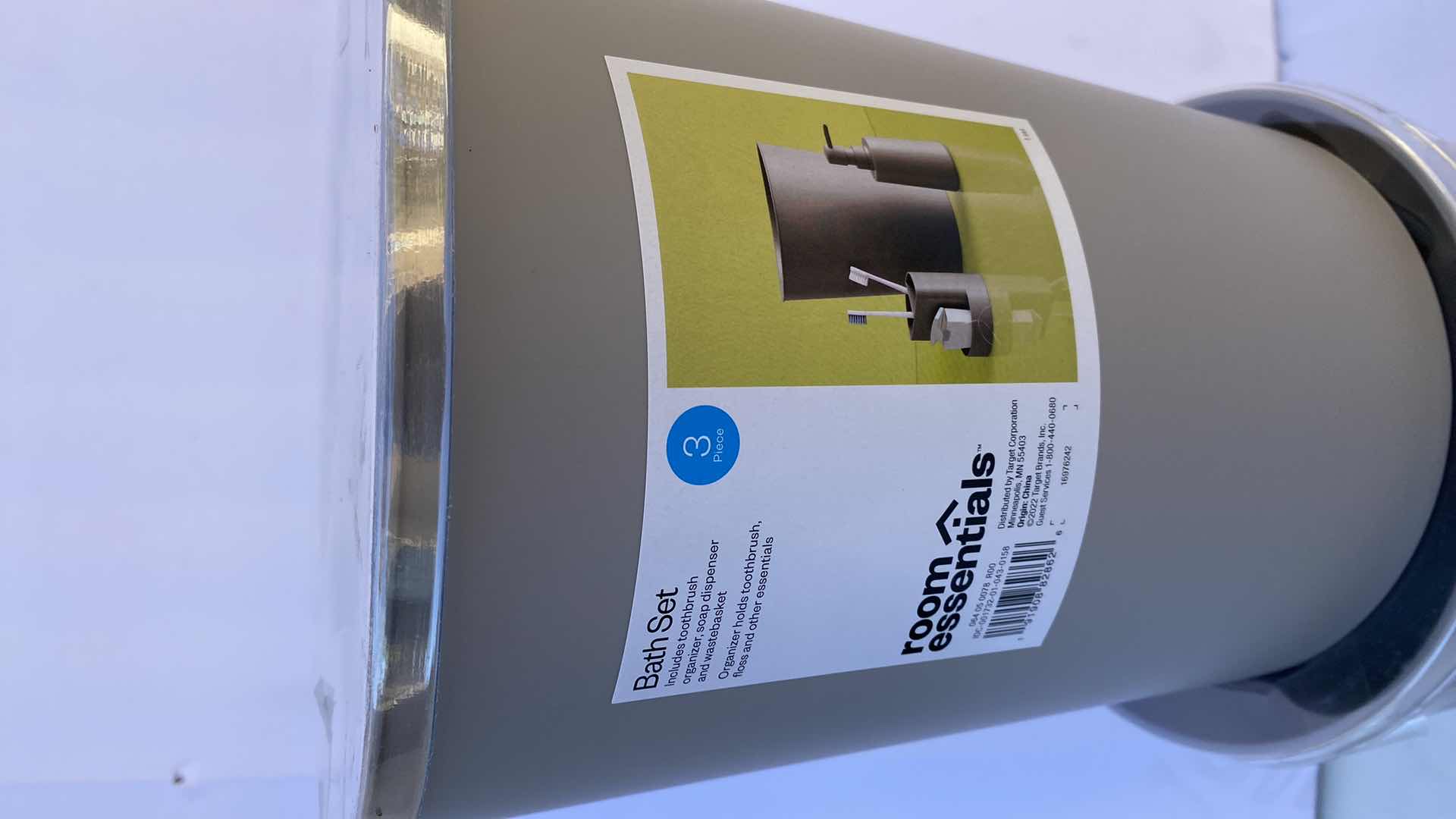 Photo 1 of 2-ROOM ESSENTIALS 3 PIECE BATH SET