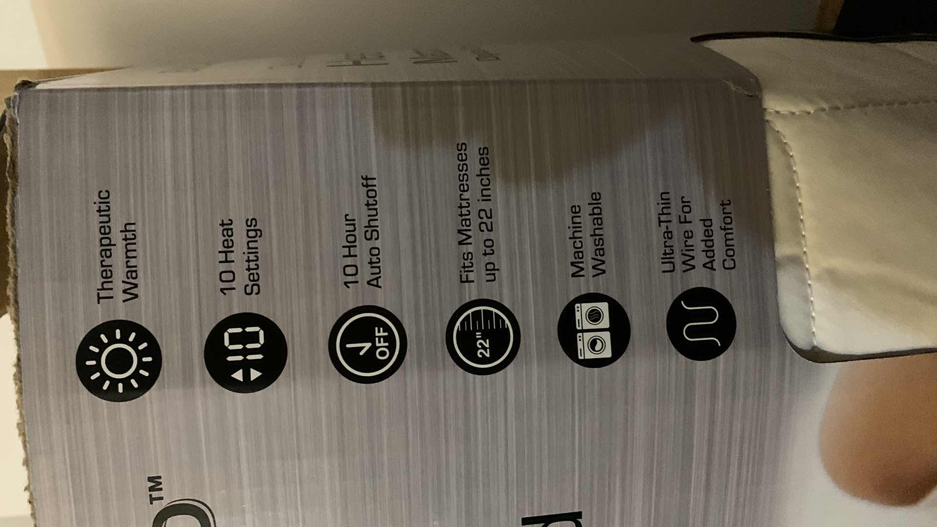 Photo 1 of BIDDEFORD DELUXE QUILTED HEATED MATTRESS PAD DIGITAL CONTROLLER