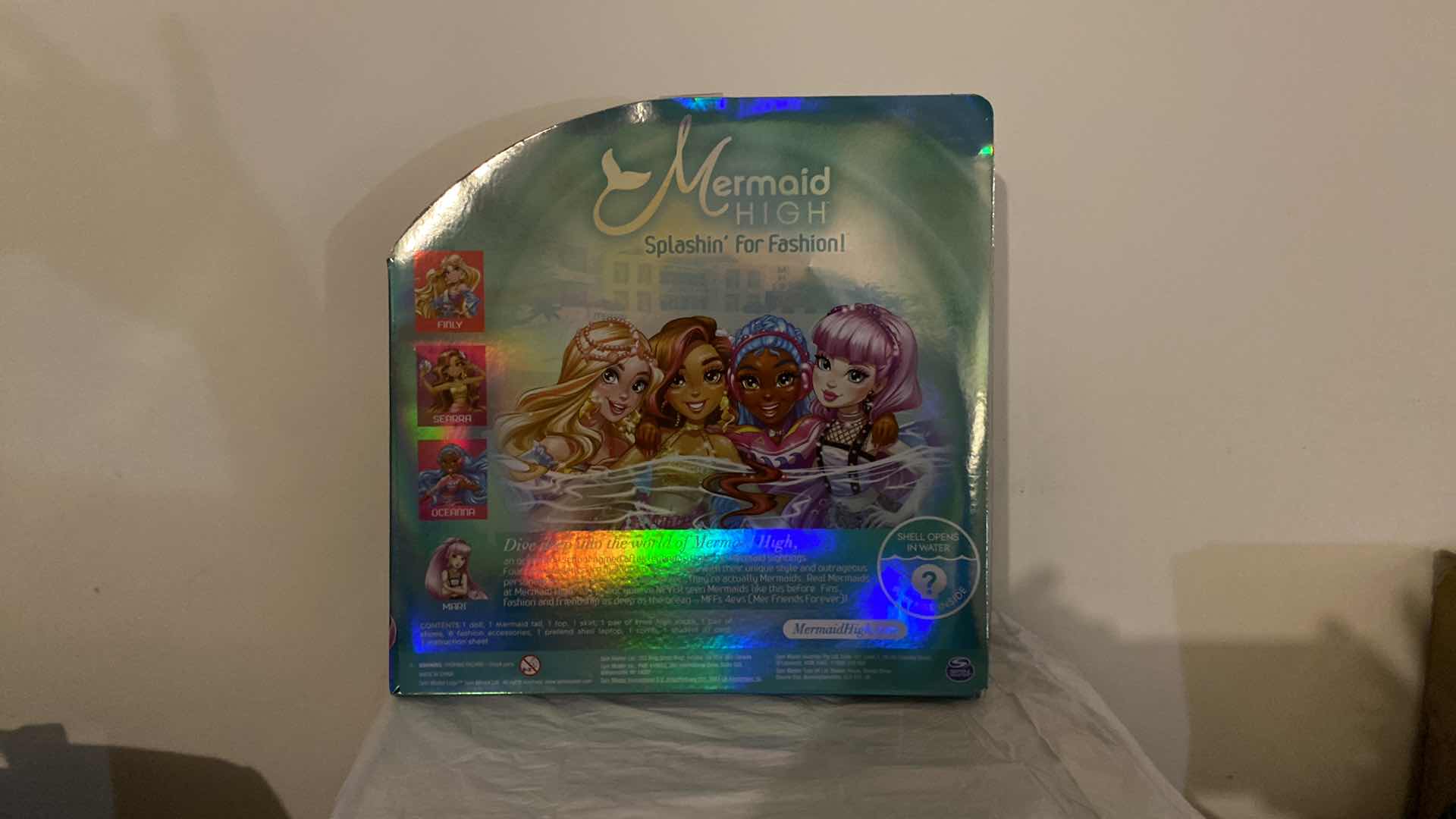 Photo 1 of MERMAID HIGH, MARI DELUXE DOLL WITH ACCESSORIES, KIDS TOY FOR AGES 4 AND UP