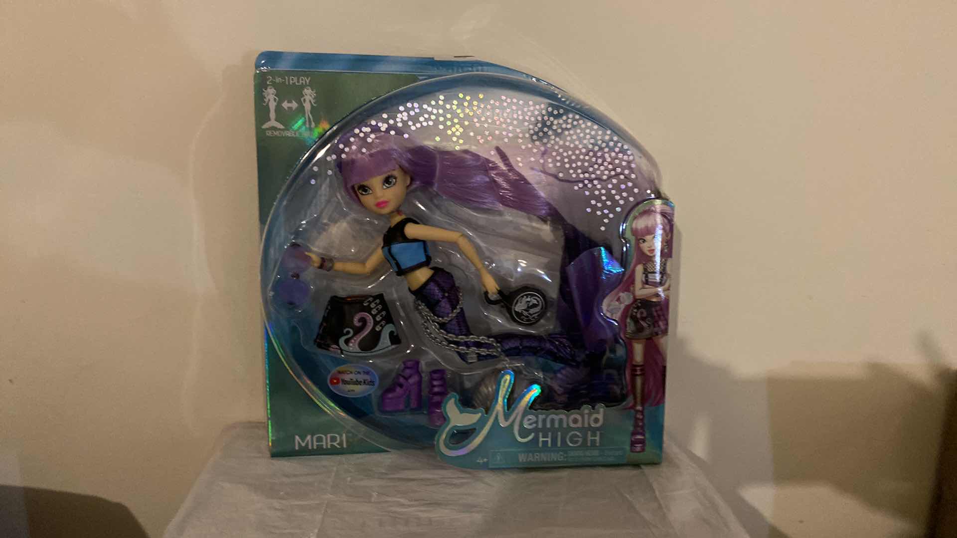 Photo 3 of MERMAID HIGH, MARI DELUXE DOLL WITH ACCESSORIES, KIDS TOY FOR AGES 4 AND UP