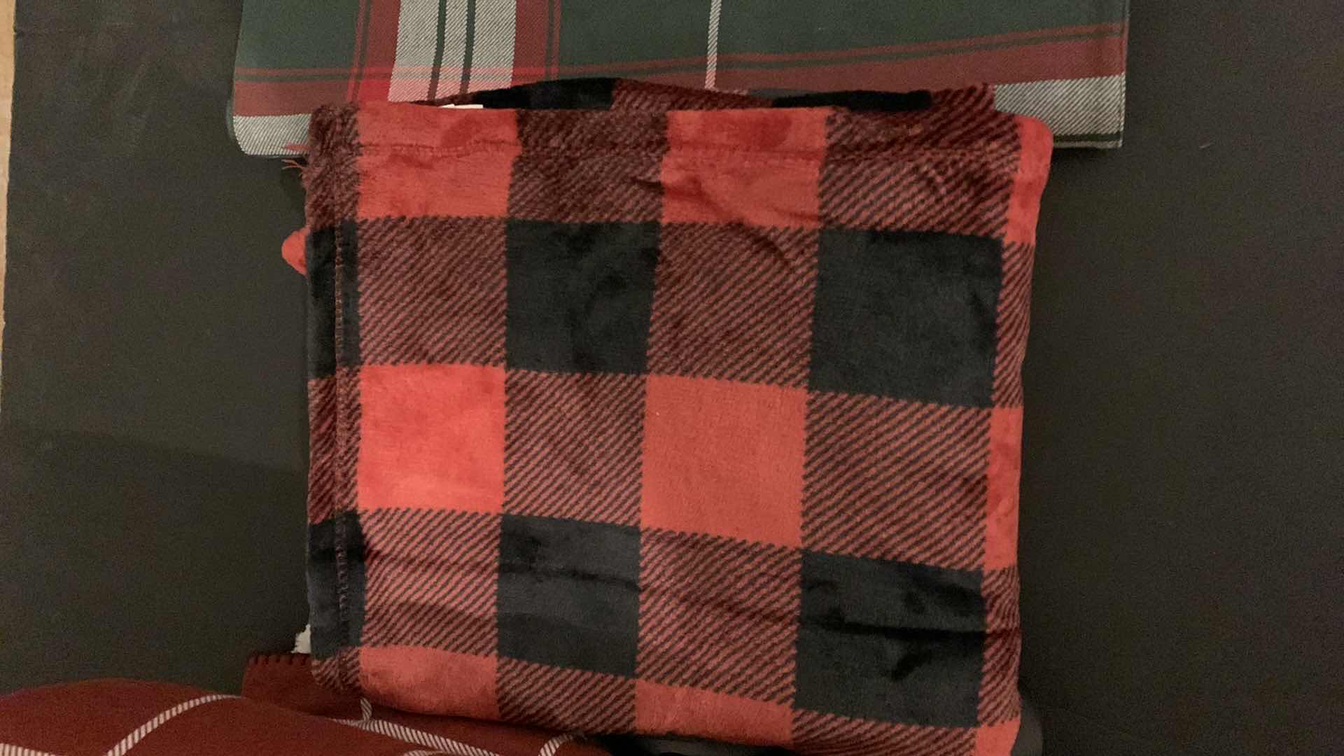 Photo 1 of 3 PC HOME COLLECTION, FLANNEL & FAUX SHERPA BLANKET, PLAID THROW, TABLE RUNNER