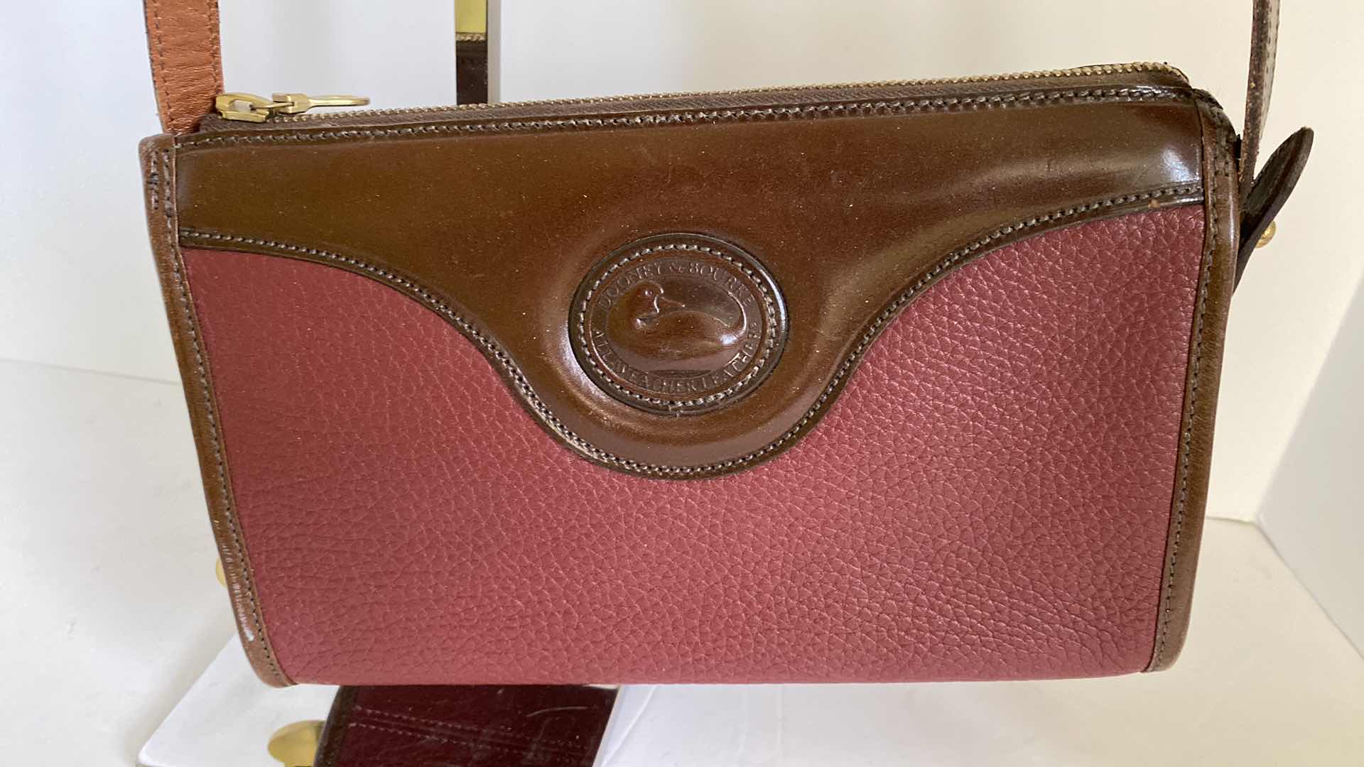 Photo 1 of DOONEY & BOURKE CROSSBODY BAG 9.5“ X H7”