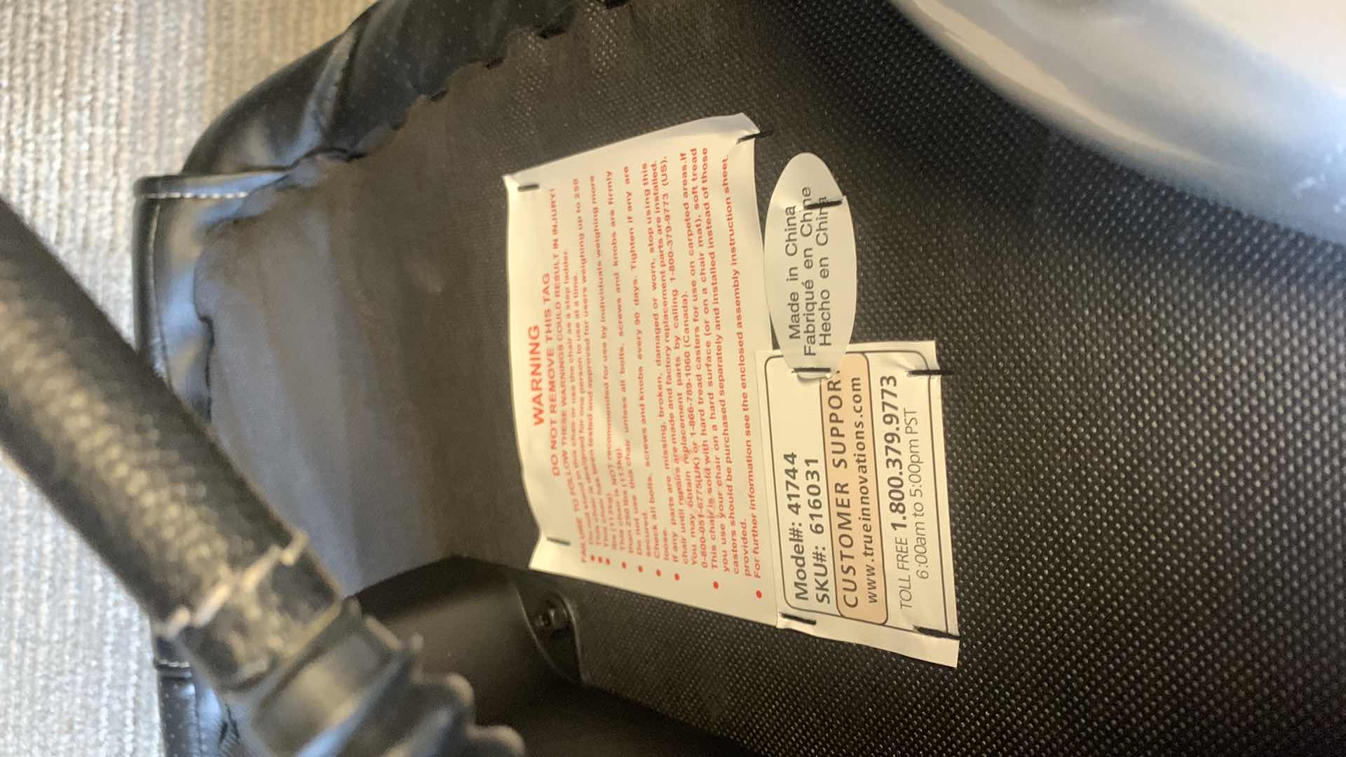 Photo 5 of TRUE INNOVATIONS BLACK BONDED LEATHER ADJUSTABLE ROTATING EXECUTIVE OFFICE CHAIR w WHEELS