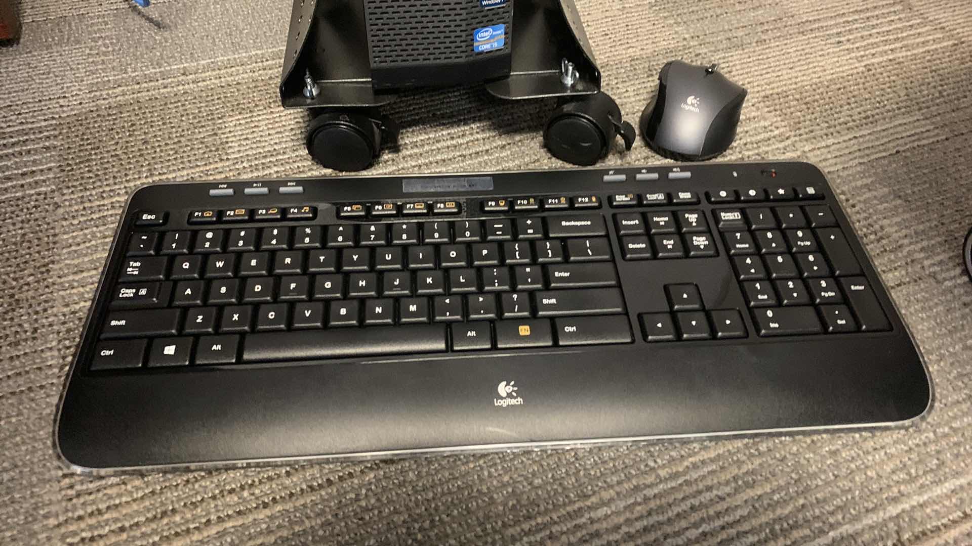 Photo 1 of DELL OPTIFLEX 3010 w INTEL DVD RW DISC, LOGITECH KEYBOARD AND MOUSE