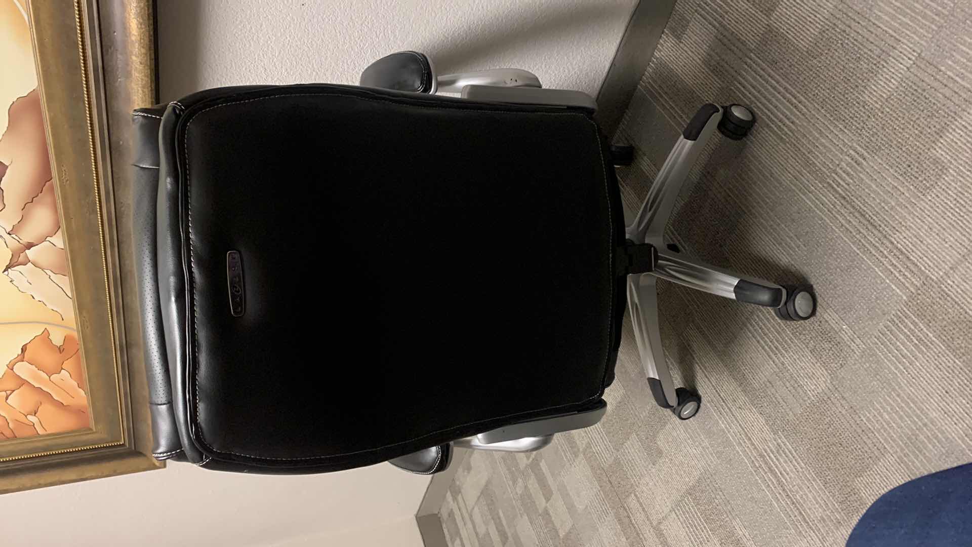 Photo 3 of LAZY BOY BLACK BONDED LEATHER ADJUSTABLE ROTATING EXECUTIVE OFFICE CHAIR w WHEELS